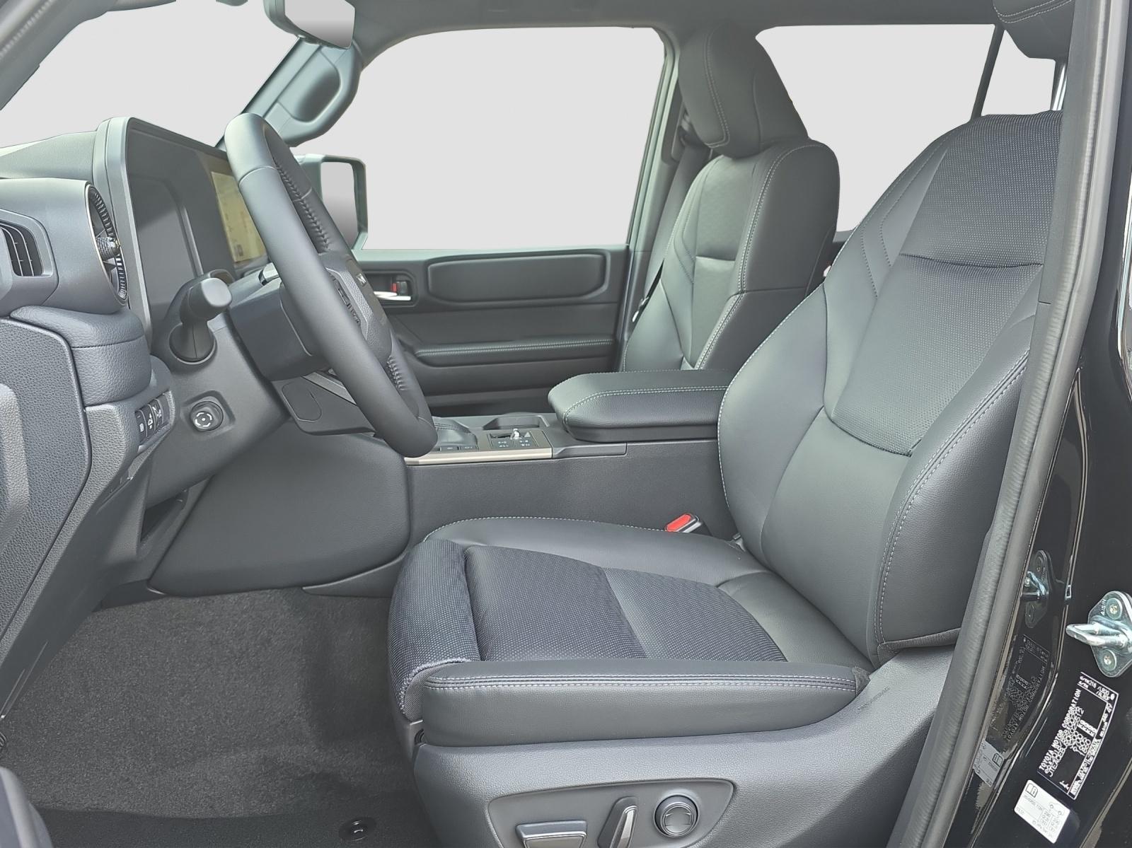 TOYOTA Land Cruiser 2.8 D 48V Invincible-image-9