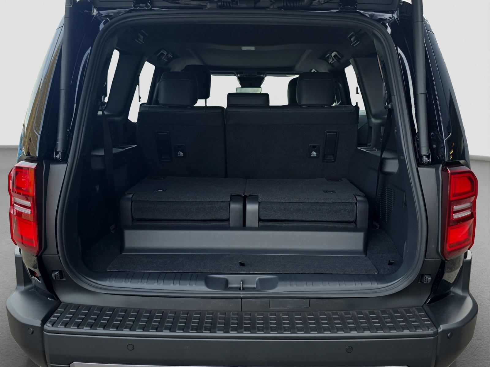 TOYOTA Land Cruiser 2.8 D 48V Invincible-image-11