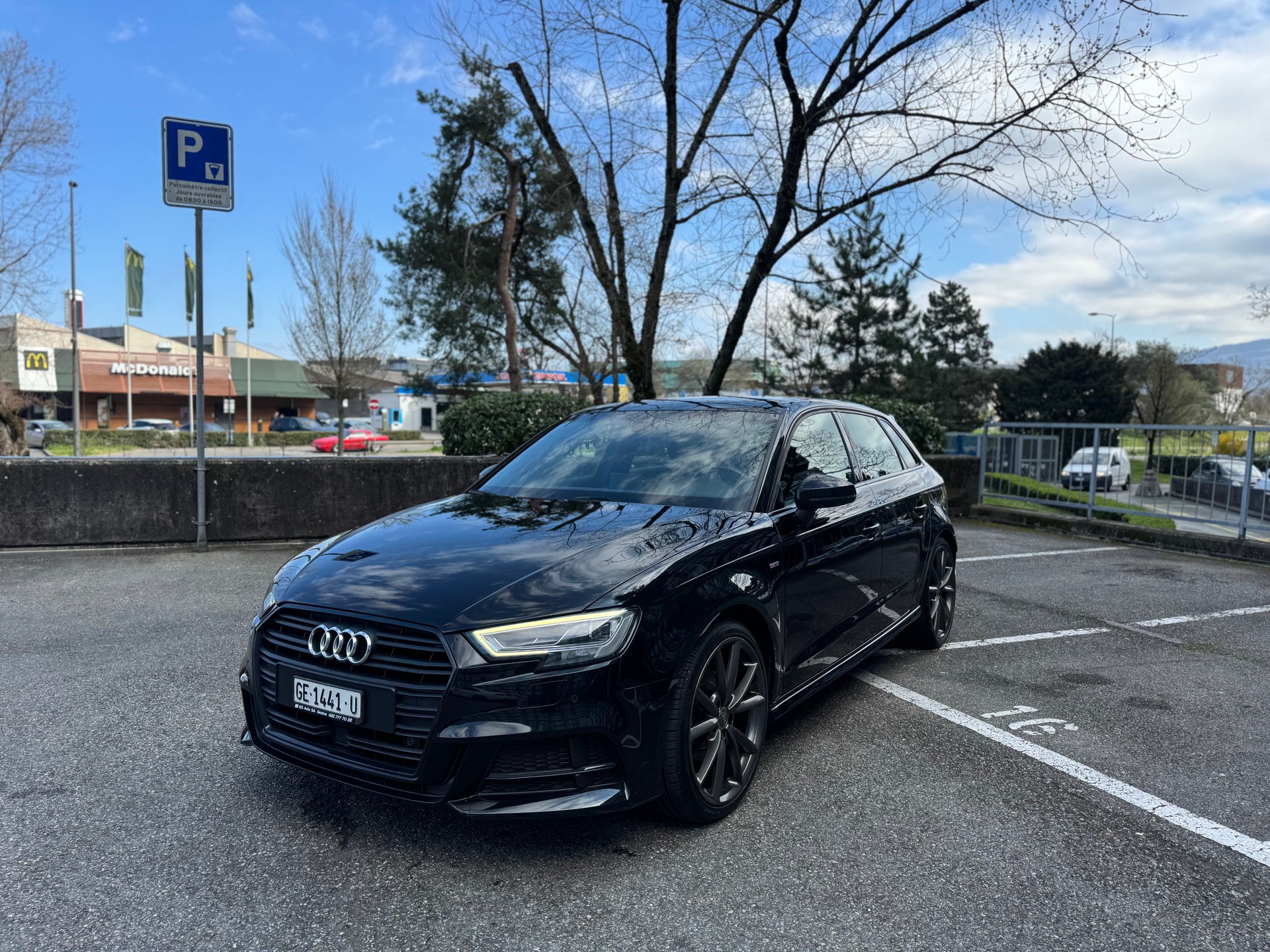 AUDI A3 Sportback 1.4 TFSI Sport S-tronic-image-4
