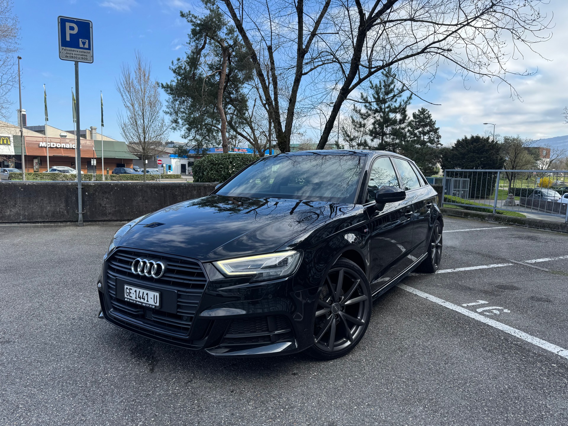 AUDI A3 Sportback 1.4 TFSI Sport S-tronic-image-0