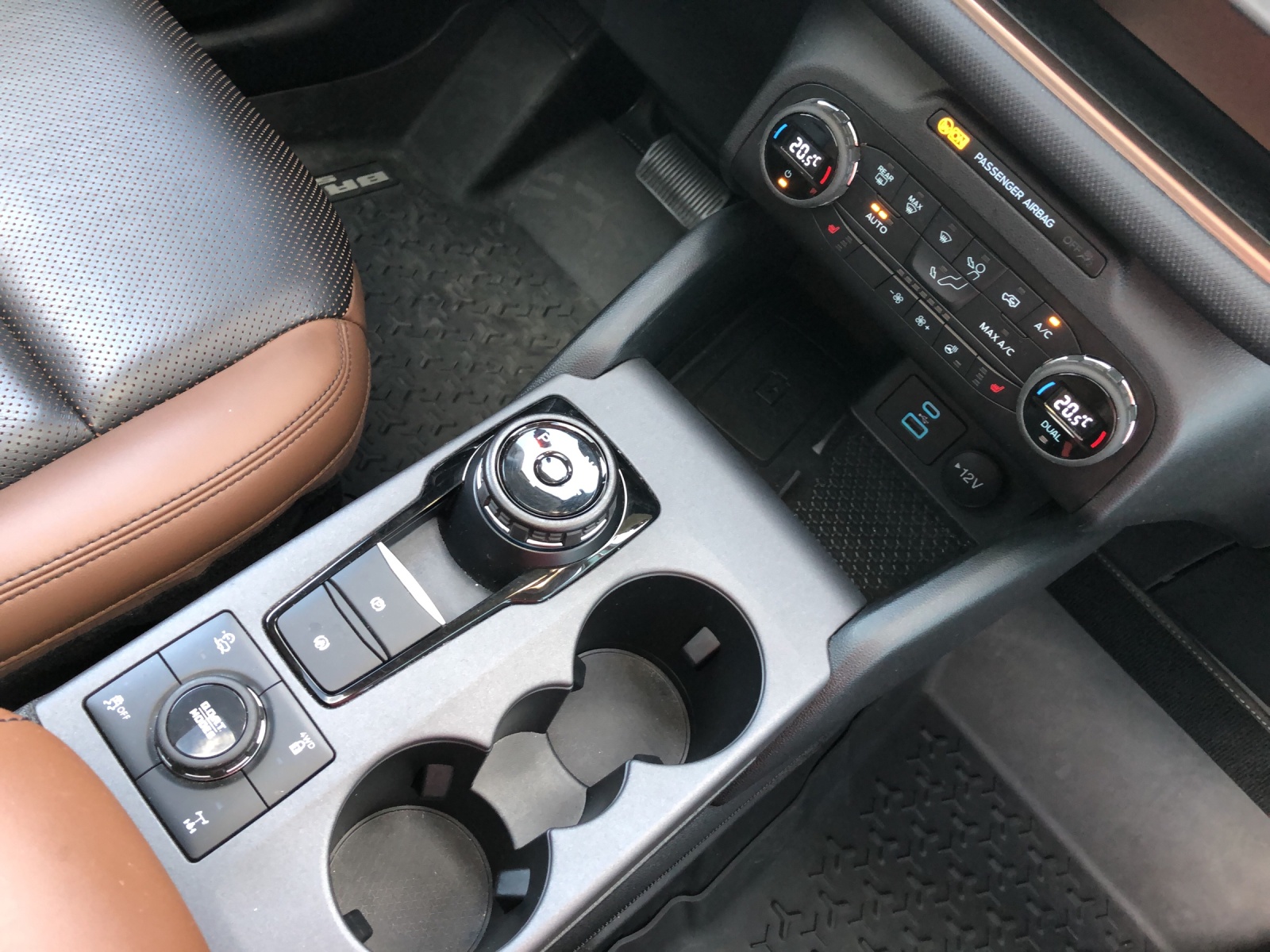 FORD BRONCO SPORT BADLANDS 2.0 EcoBoost 4x4-image-14