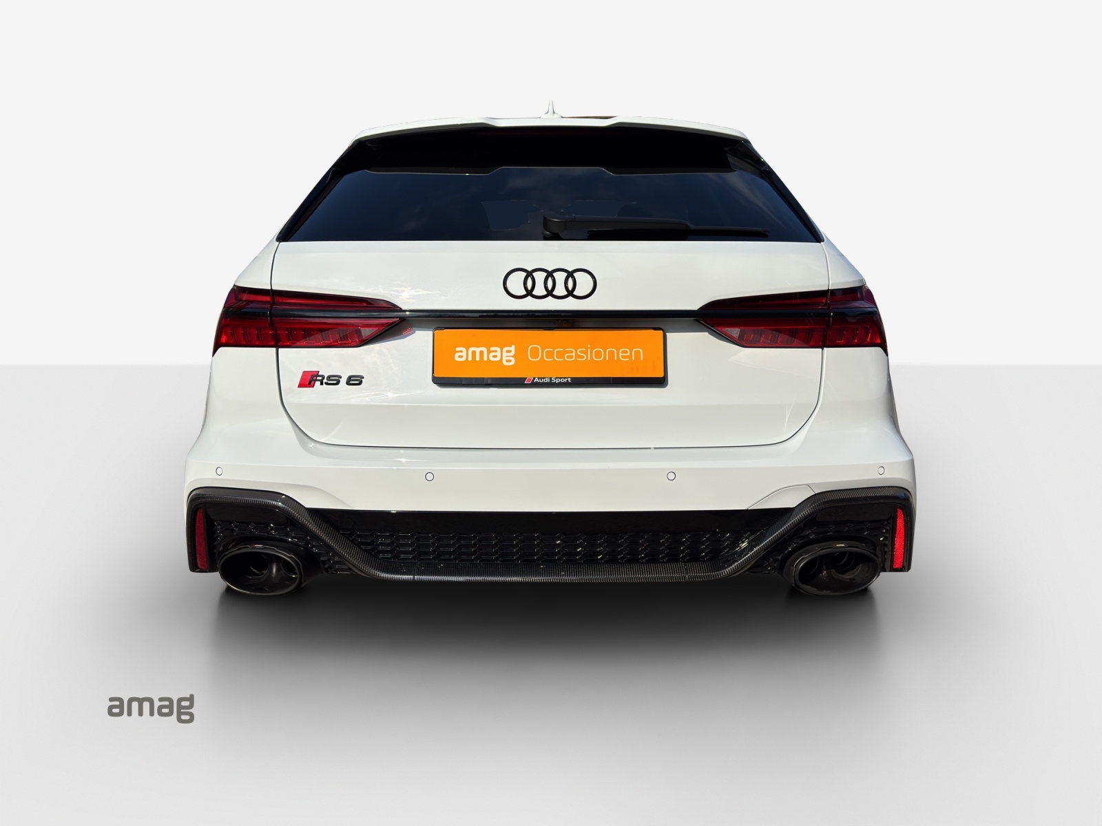 AUDI RS6 Avant 4.0 TFSI V8 quattro AKRAPOVIC-image-3