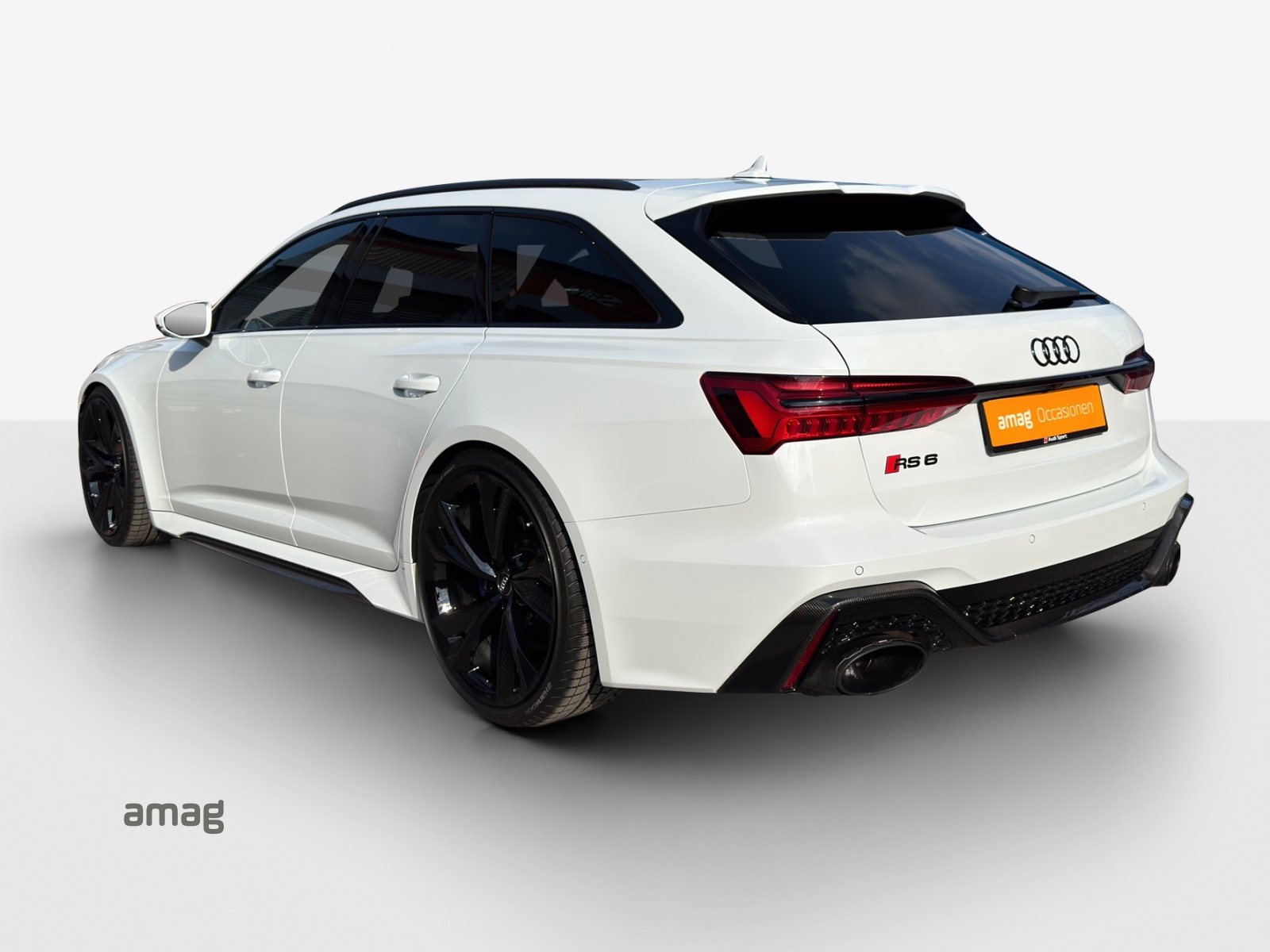 AUDI RS6 Avant 4.0 TFSI V8 quattro AKRAPOVIC-image-2