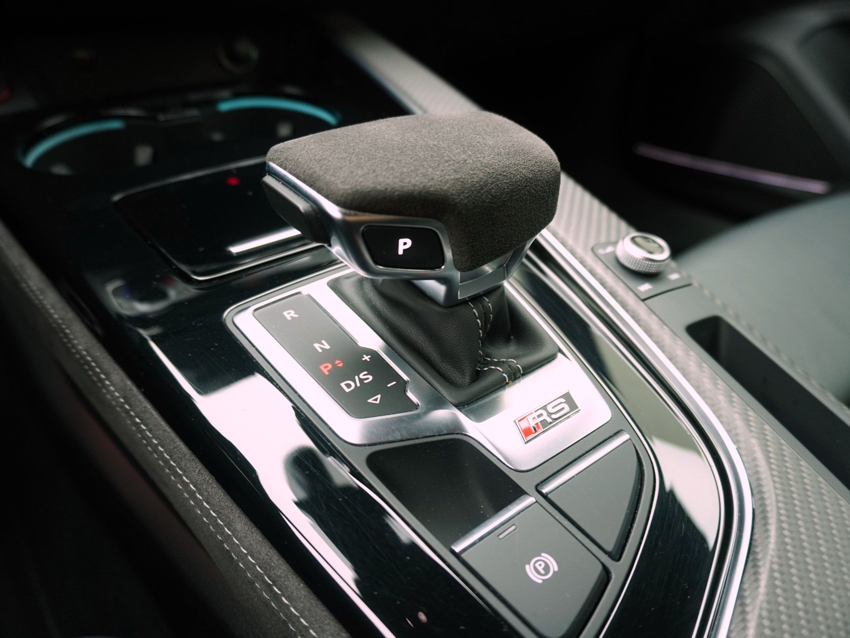 AUDI RS4 2.9 V6 TFSI quattro T-Tronic Competition Plus ** Competition Plus / Suzukagrau **-image-13