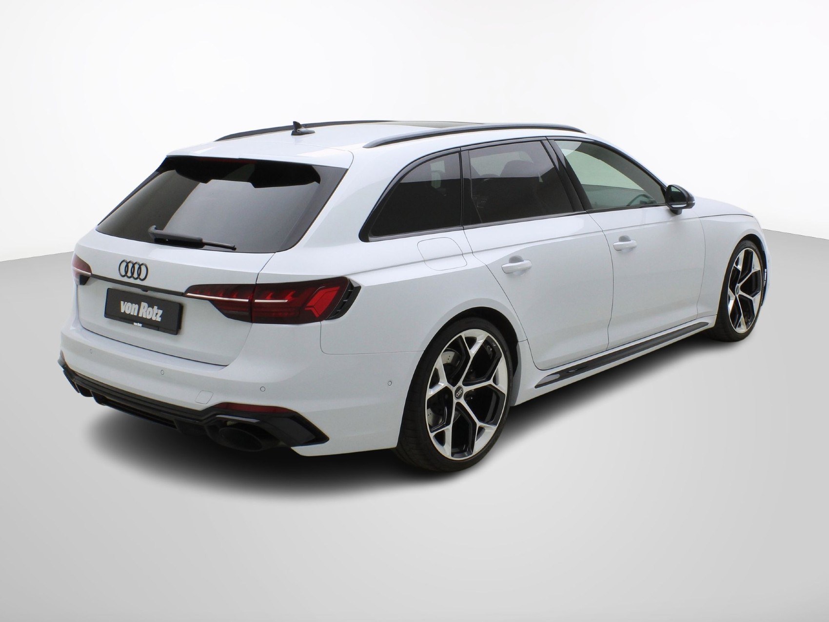 AUDI RS4 2.9 V6 TFSI quattro T-Tronic Competition Plus ** Competition Plus / Suzukagrau **-image-4