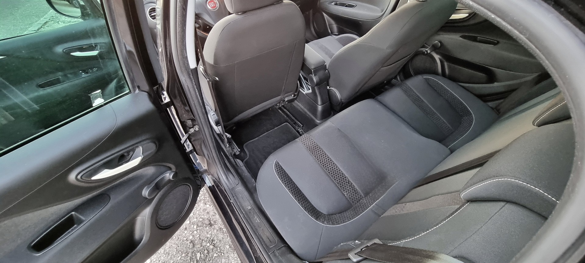 FIAT Punto Evo 1.4 16V Turbo Sport-image-11