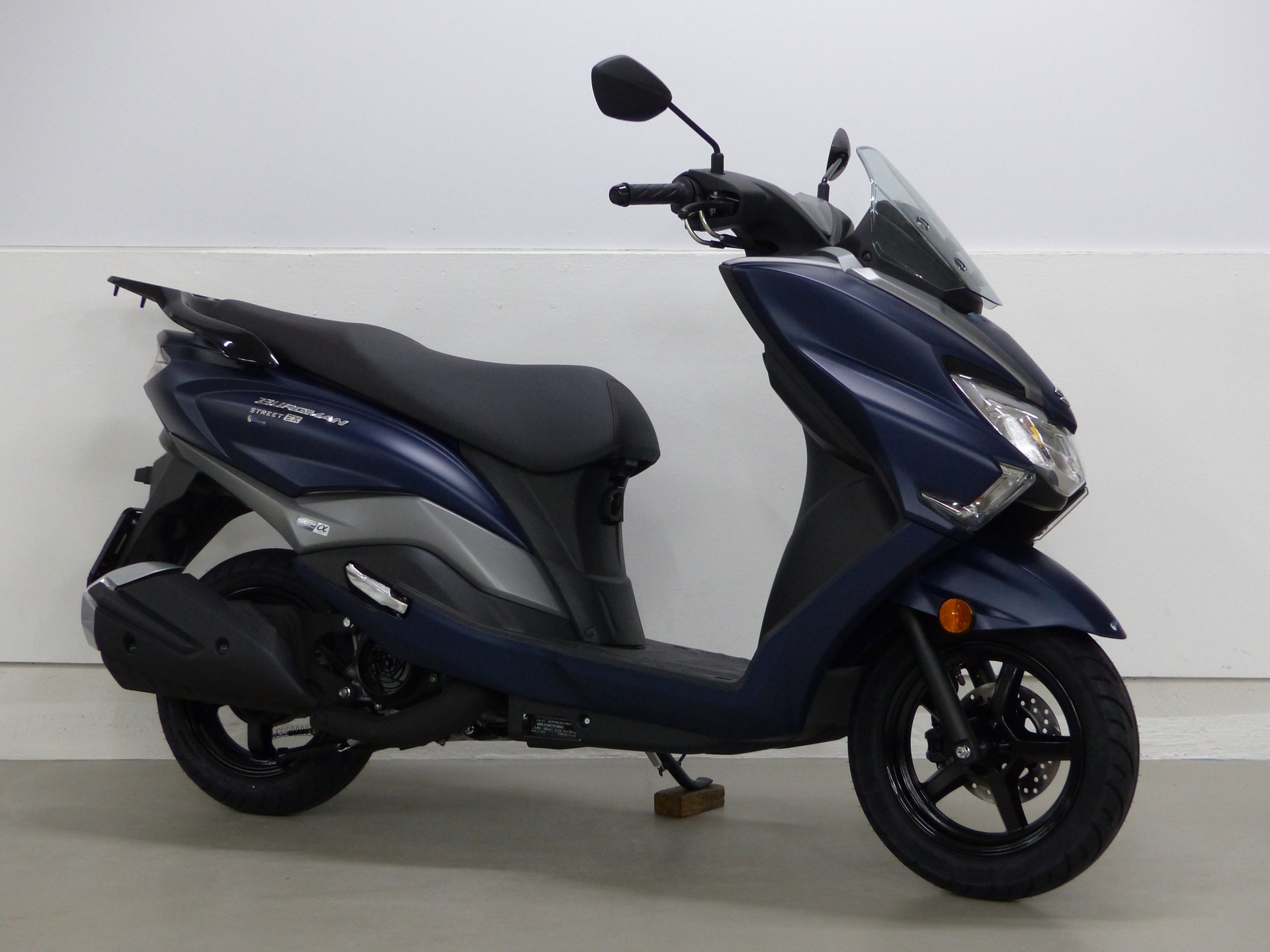 SUZUKI UB 125 Burgman CBS-image-6