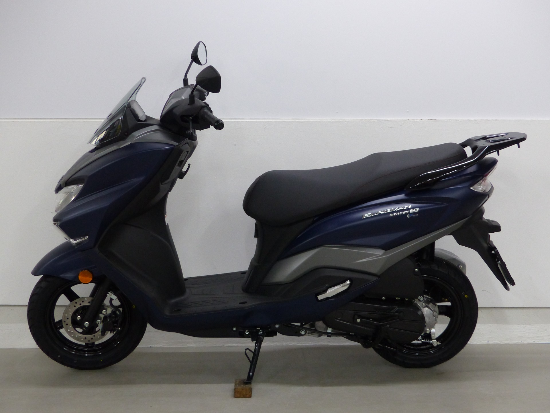 SUZUKI UB 125 Burgman CBS-image-7