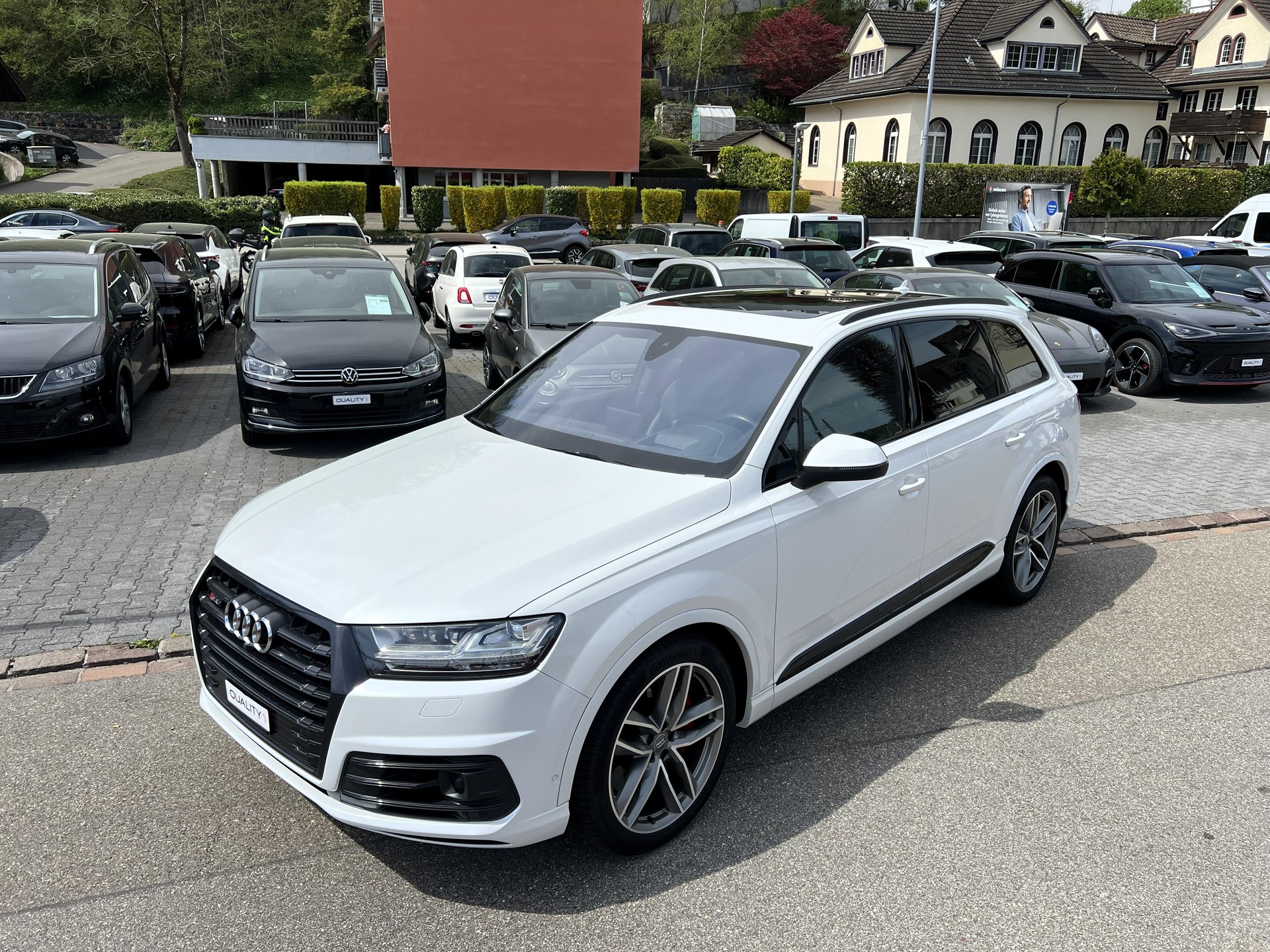 AUDI SQ7 4.0 TDI quattro tiptronic-image-10
