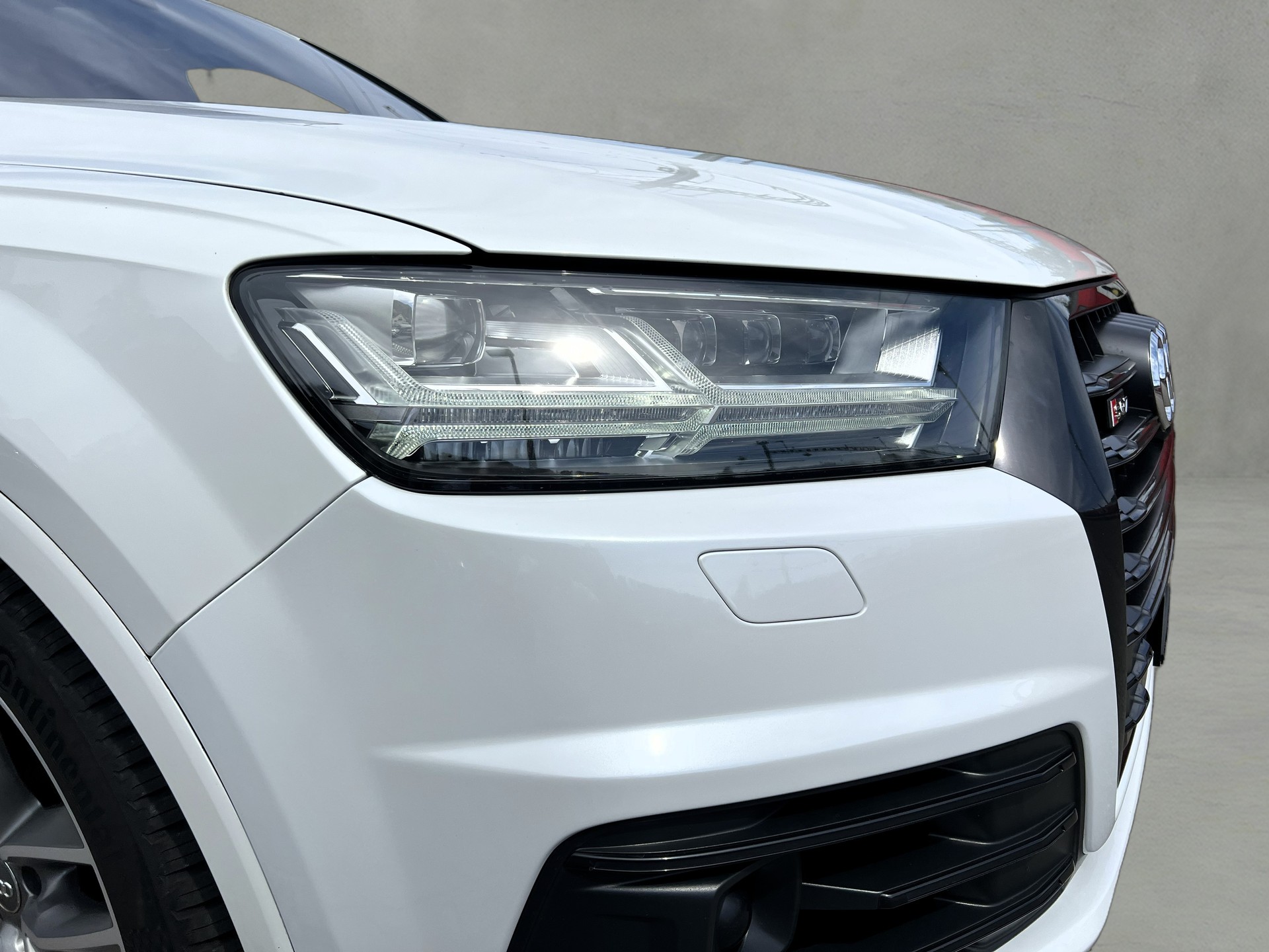 AUDI SQ7 4.0 TDI quattro tiptronic-image-22