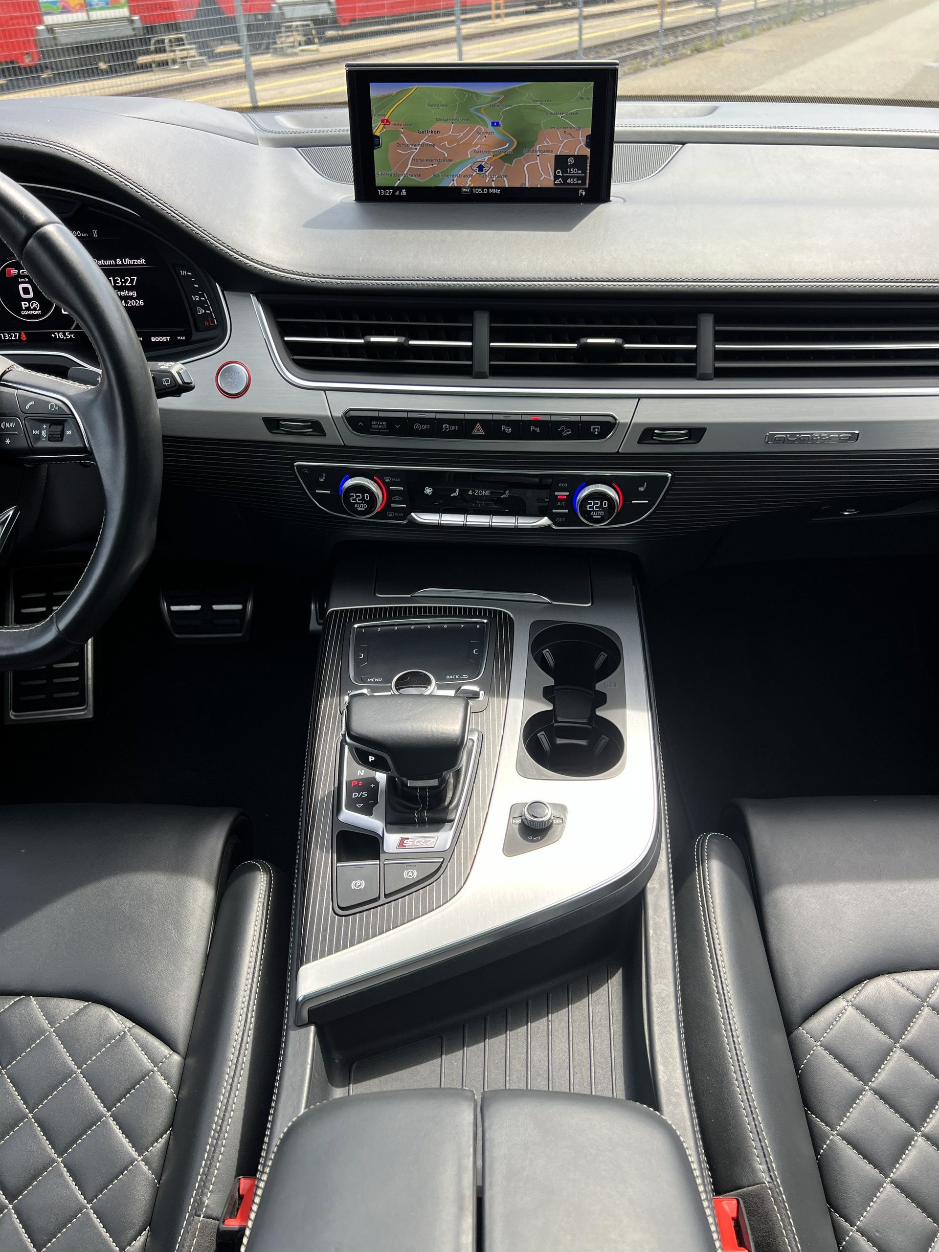 AUDI SQ7 4.0 TDI quattro tiptronic-image-23