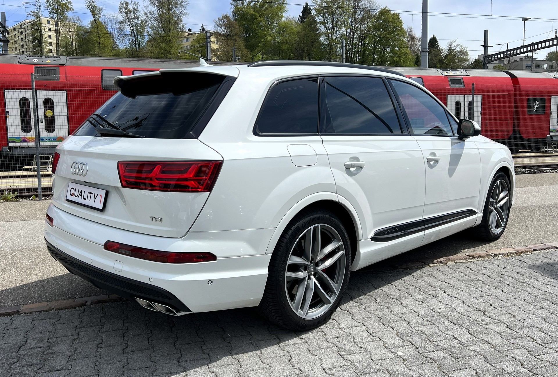 AUDI SQ7 4.0 TDI quattro tiptronic-image-4