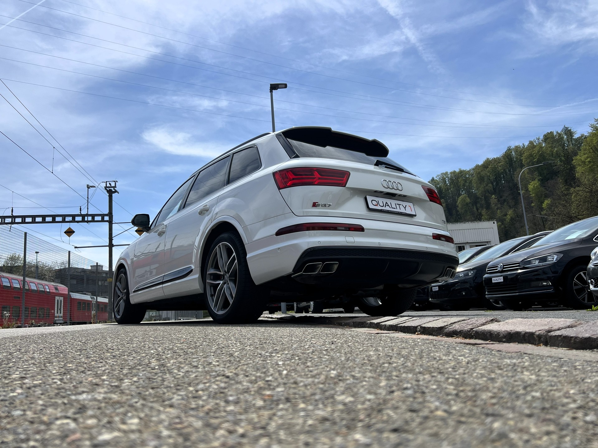 AUDI SQ7 4.0 TDI quattro tiptronic-image-9