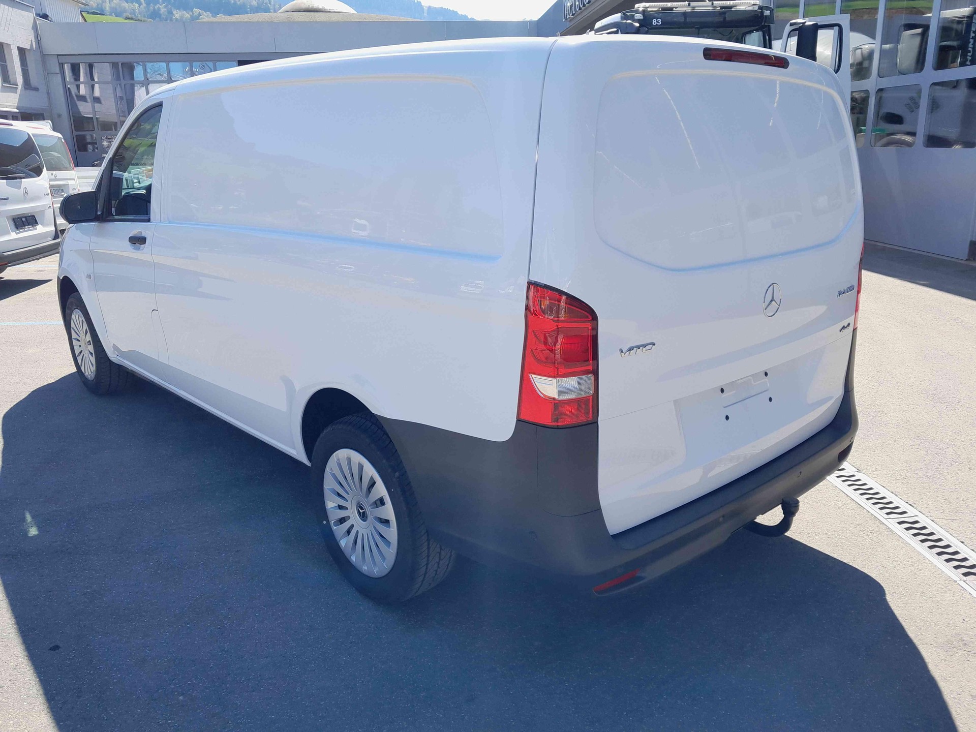 MERCEDES-BENZ Vito 114 Kaw. L 2.0 CDI Pro Worker-image-2