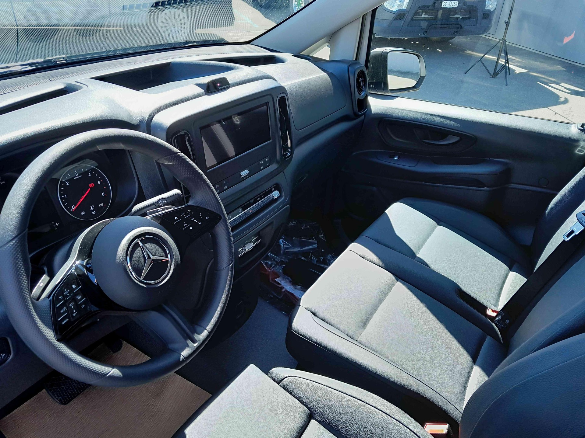 MERCEDES-BENZ Vito 114 Kaw. L 2.0 CDI Pro Worker-image-9
