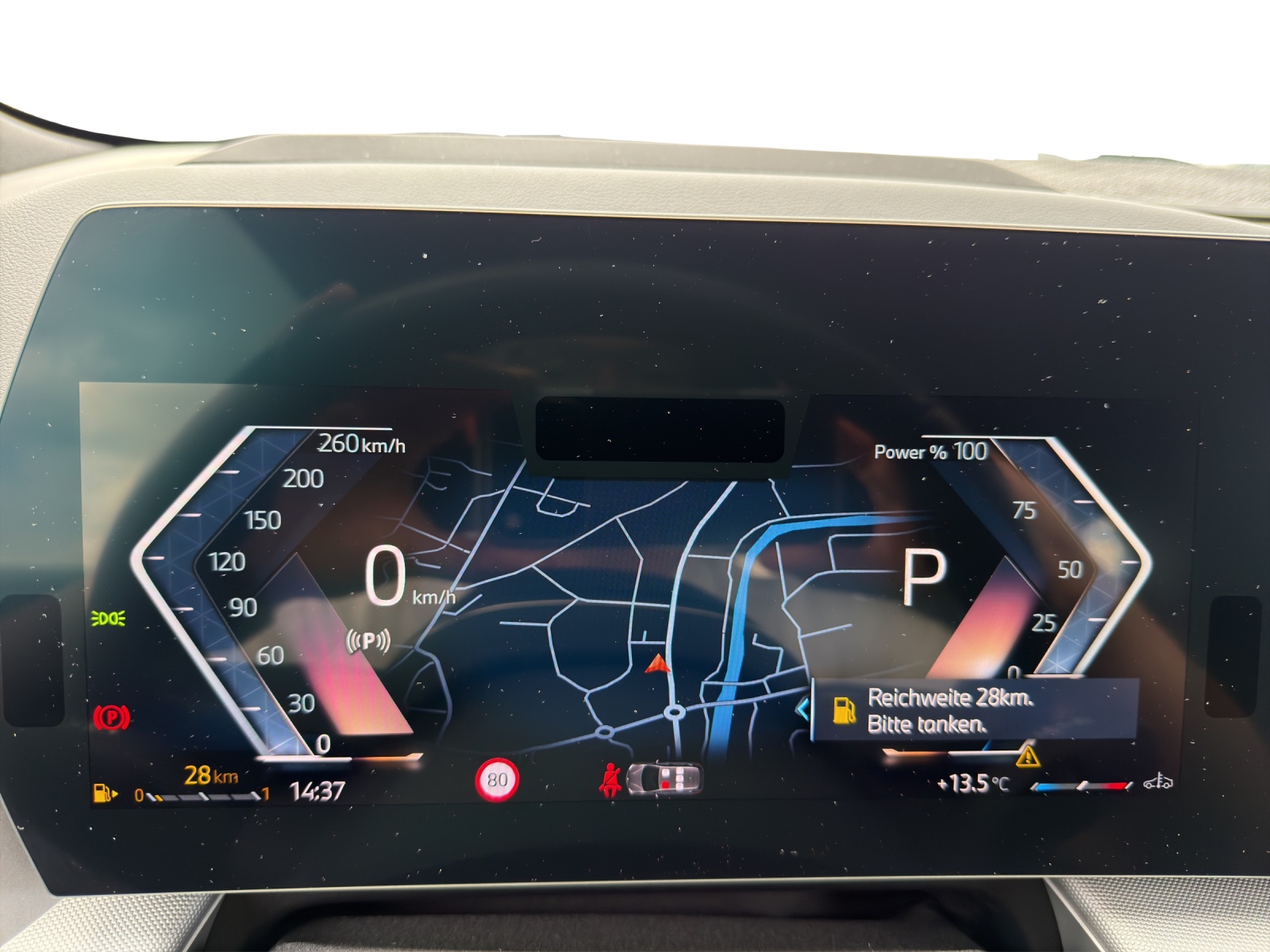 BMW 223i Active Tourer xDrive DKG-image-10