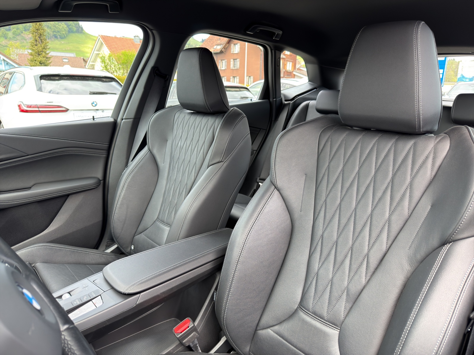 BMW 223i Active Tourer xDrive DKG-image-20