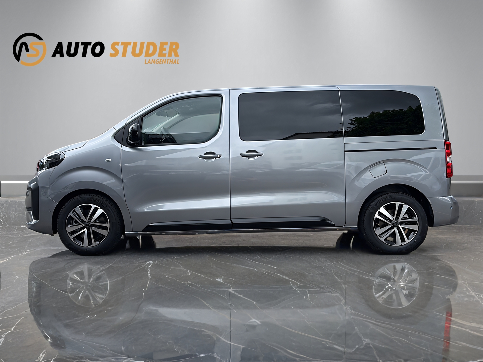 PEUGEOT Traveller 2.2 BlueHDi Family Edition S/S-image-7