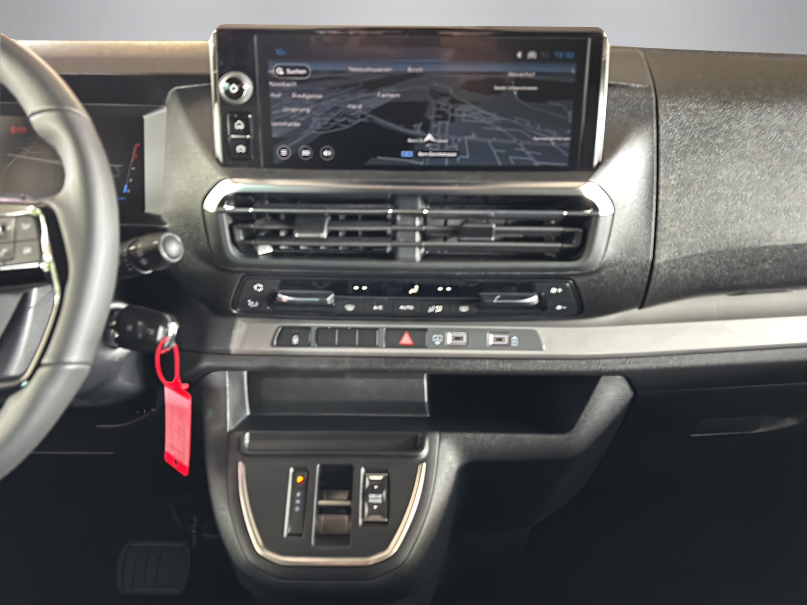 PEUGEOT Traveller 2.2 BlueHDi Family Edition S/S-image-5