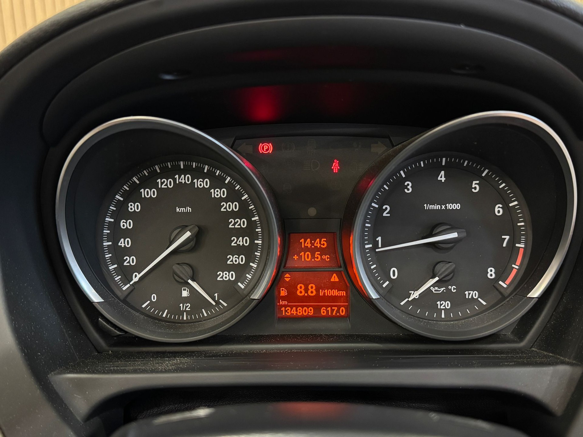 BMW Z4 sDrive23i-image-18