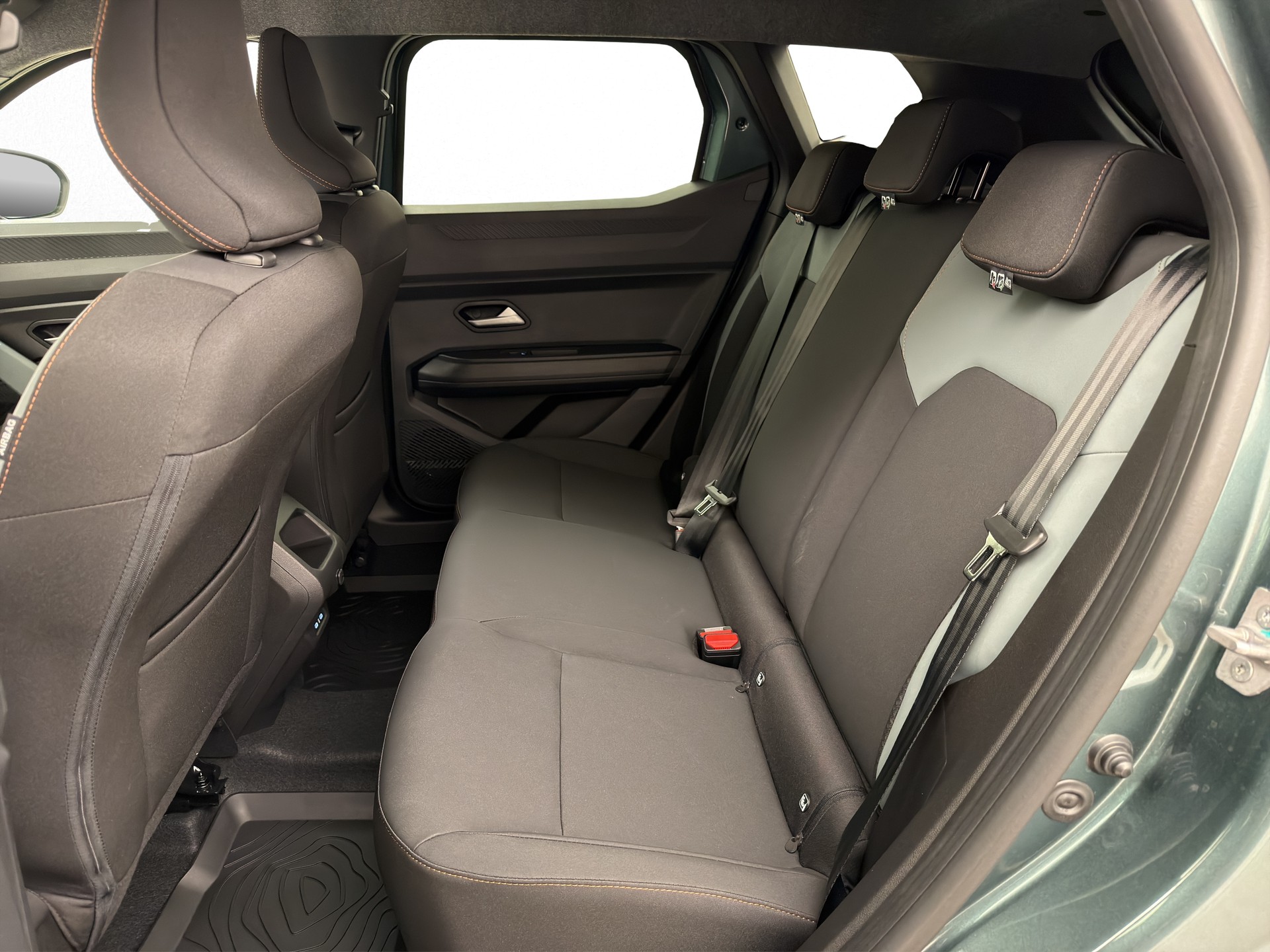 DACIA Duster 1.8 Hybrid Extreme-image-11