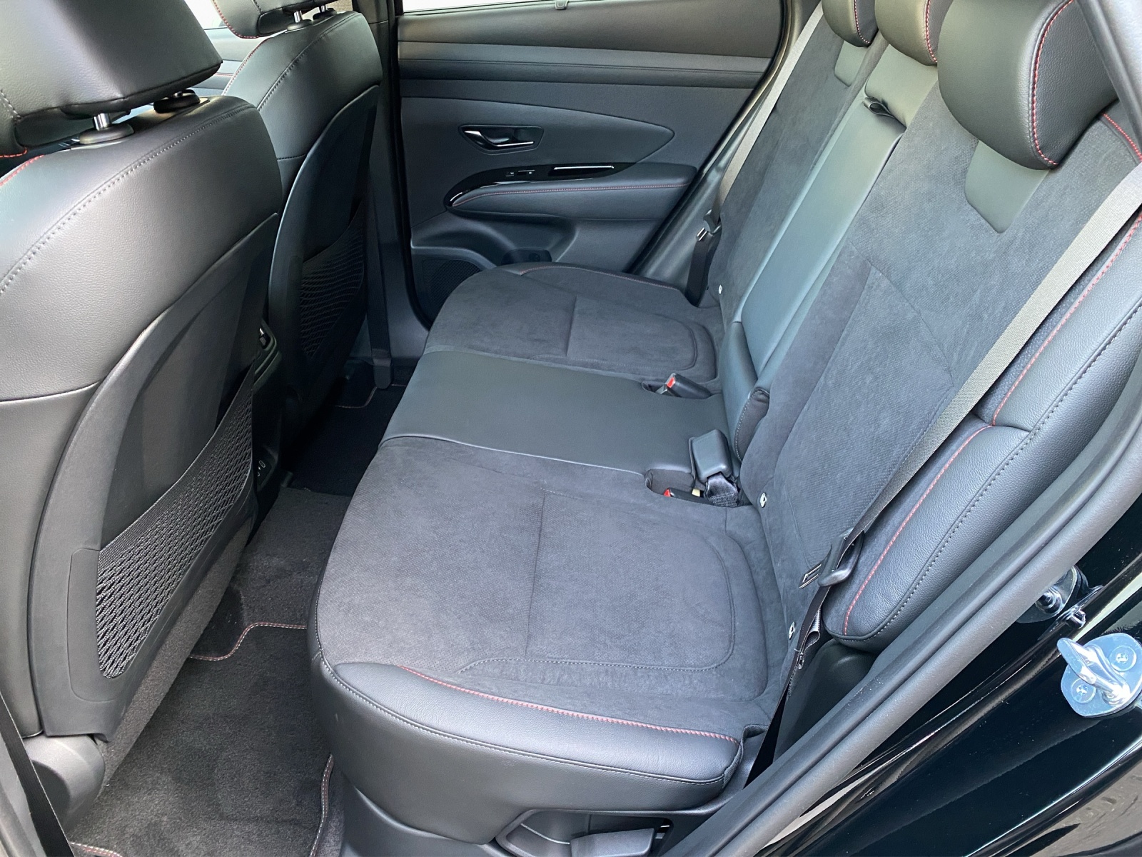 HYUNDAI Tucson 1.6 T-GDi HEV N-Line 4WD-image-10