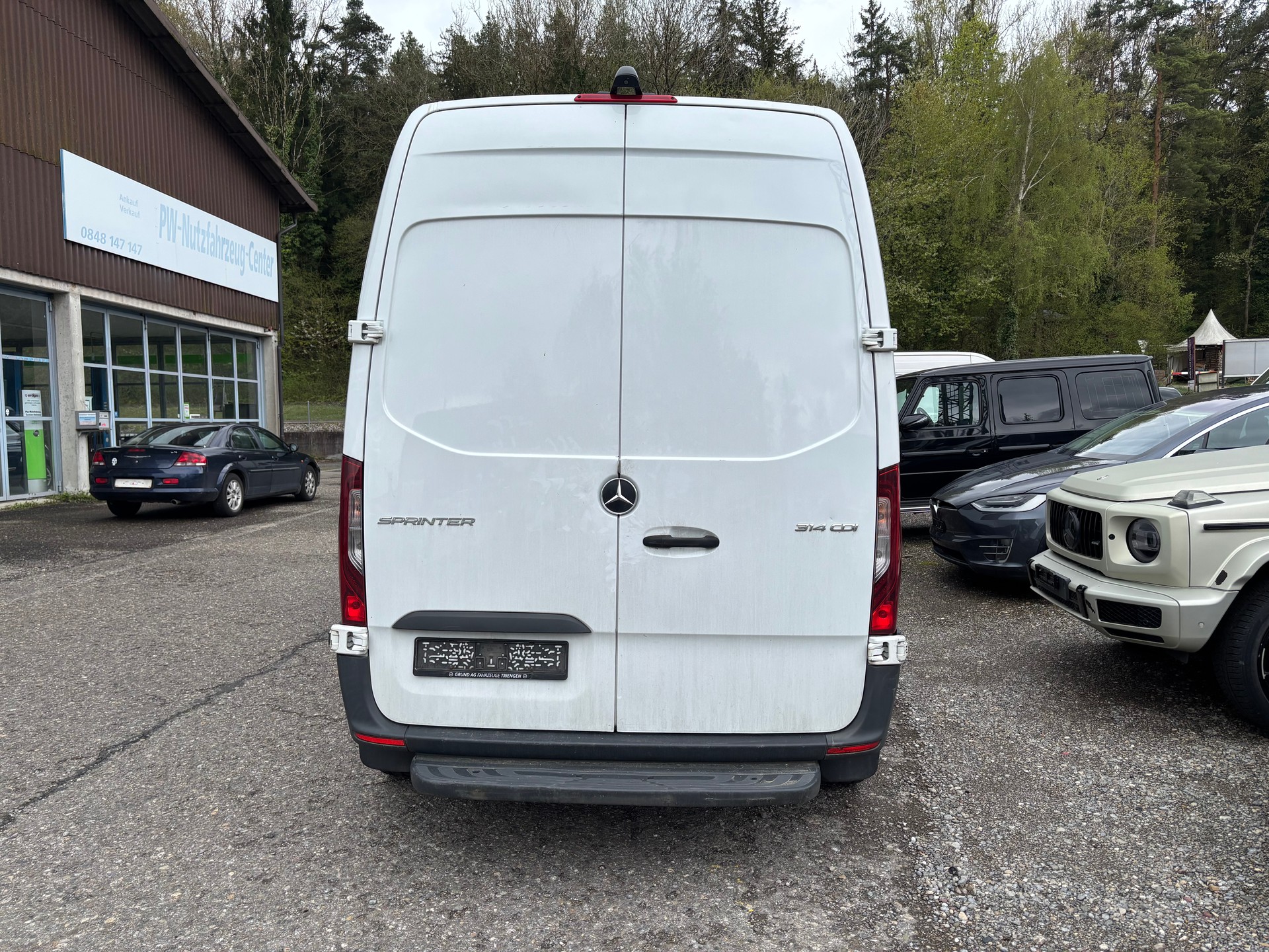MERCEDES-BENZ Sprinter 314 CDI Standard 9G-TRONIC FWD-image-2