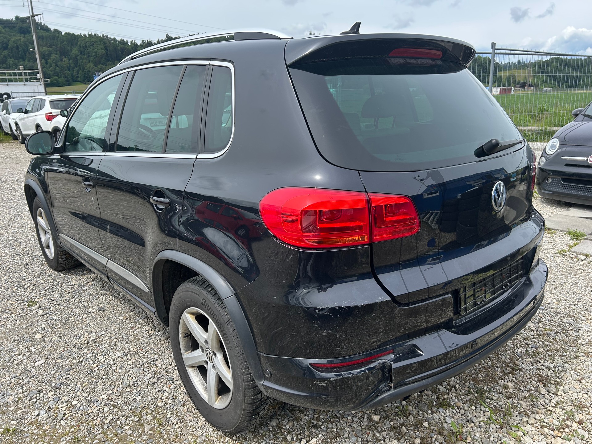 VW Tiguan 2.0 TSI R-Line Design 4Motion-image-5