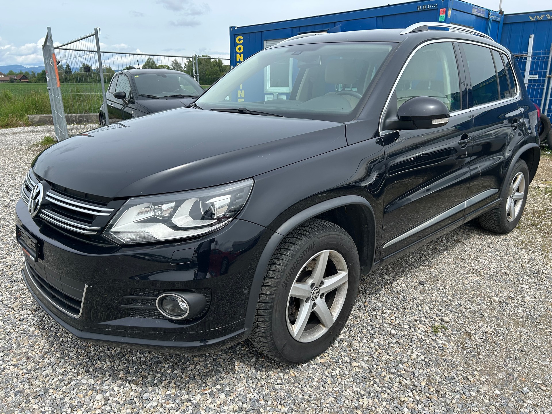 VW Tiguan 2.0 TSI R-Line Design 4Motion-image-0