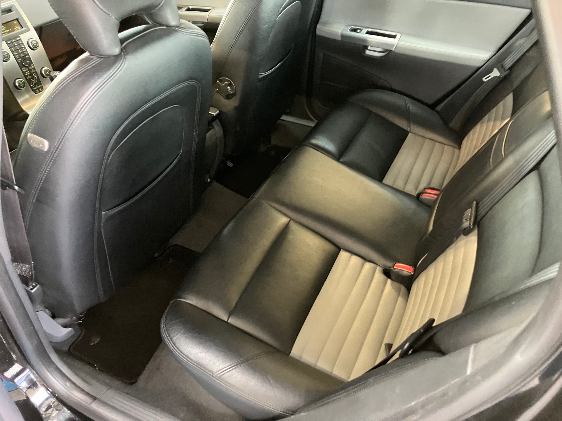 VOLVO V50 1.6D DRIVe Start/Stop-image-17