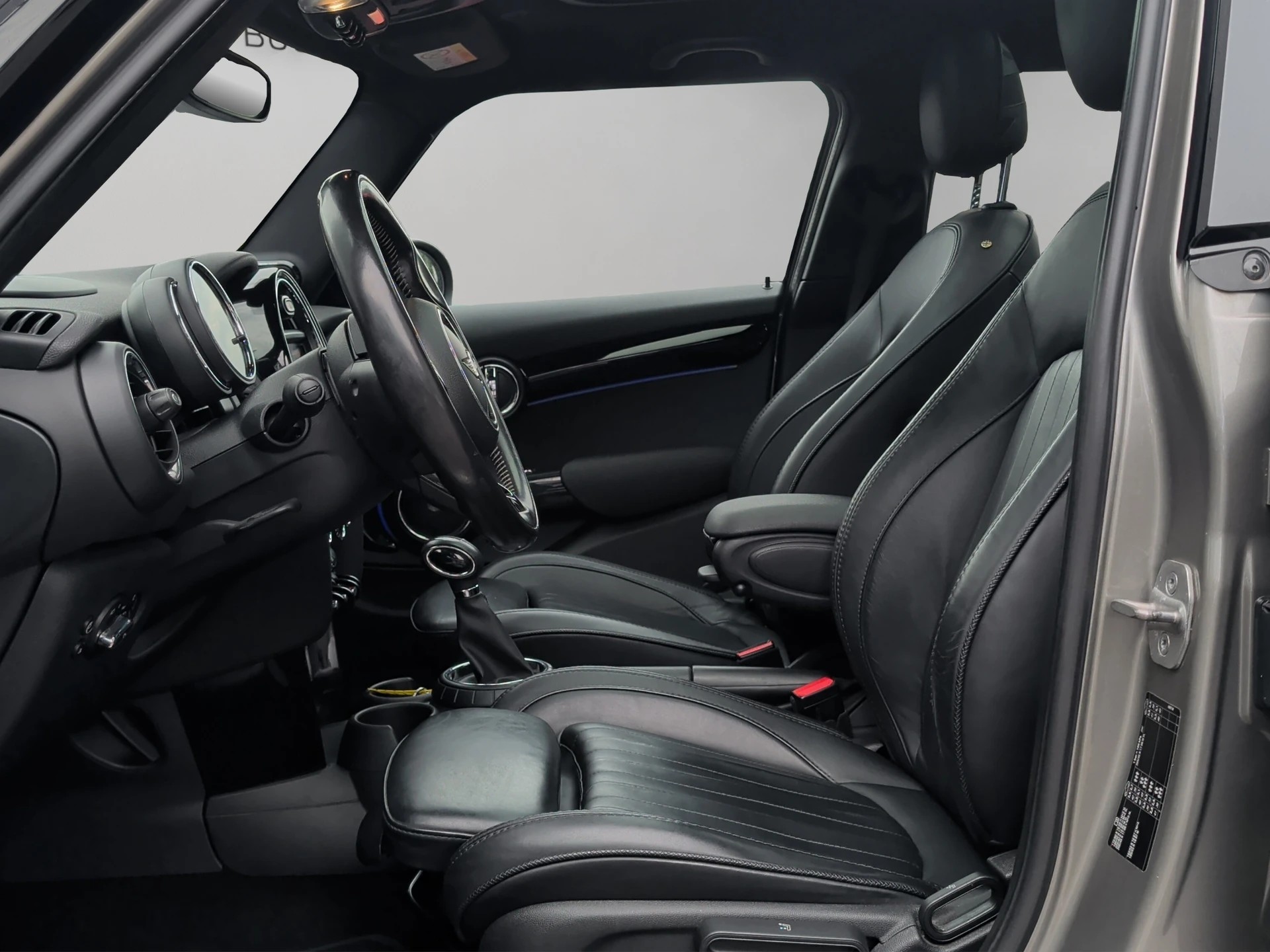 MINI Cooper S Steptronic-image-10