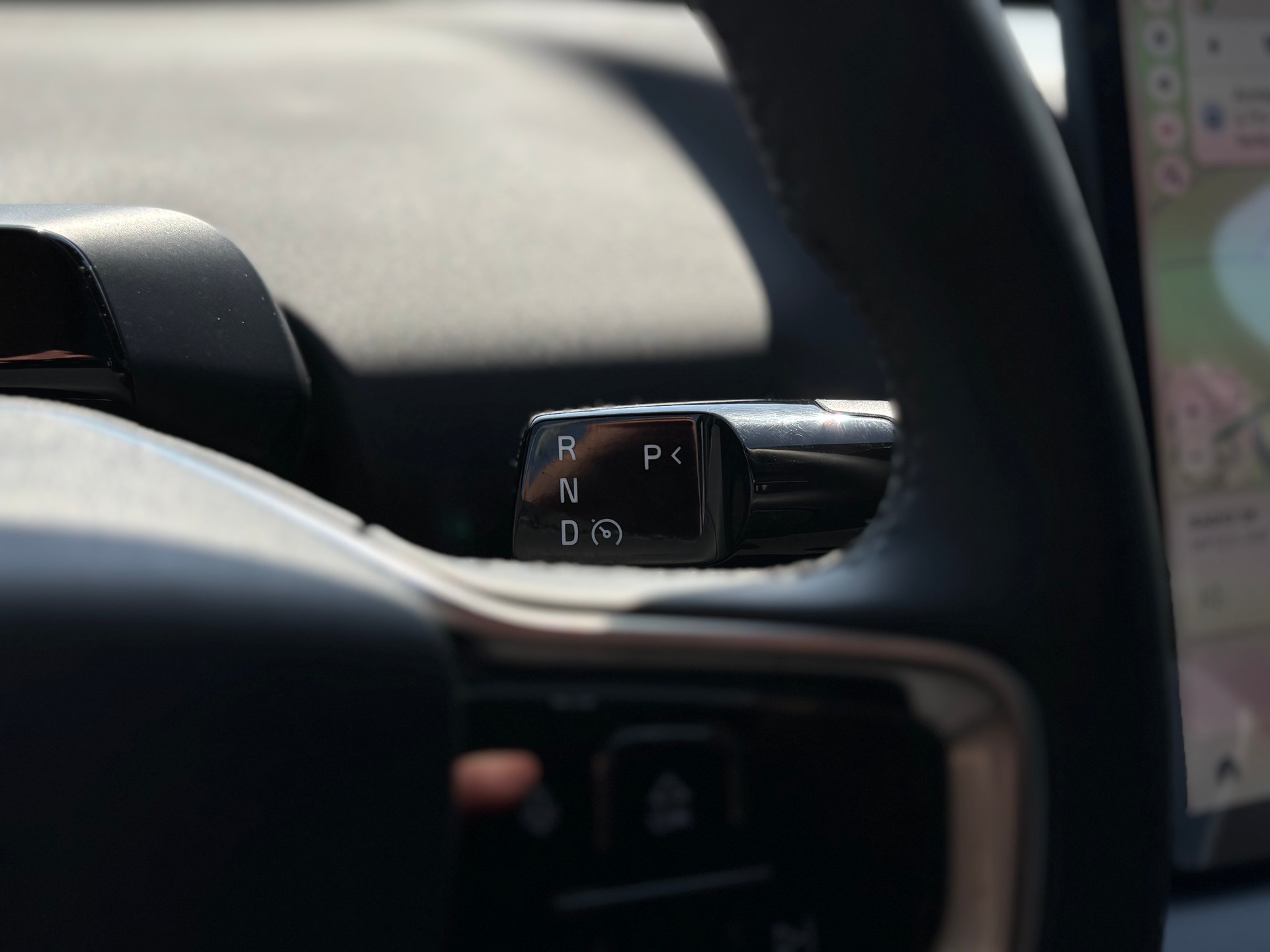 VOLVO EX30 E60 Ultra-image-16