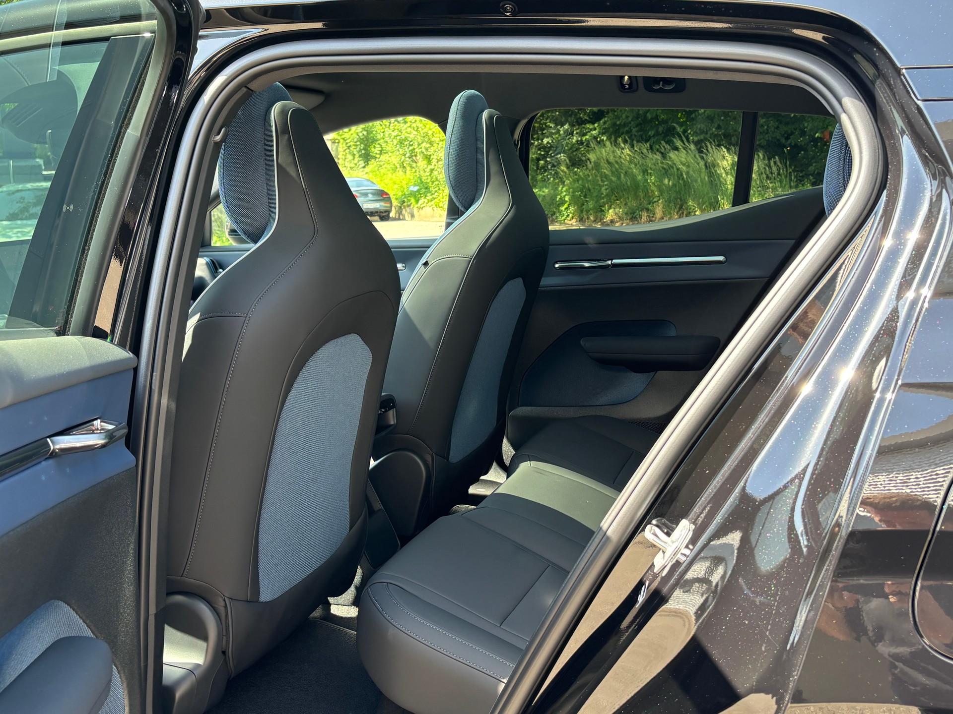 VOLVO EX30 E60 Ultra-image-11