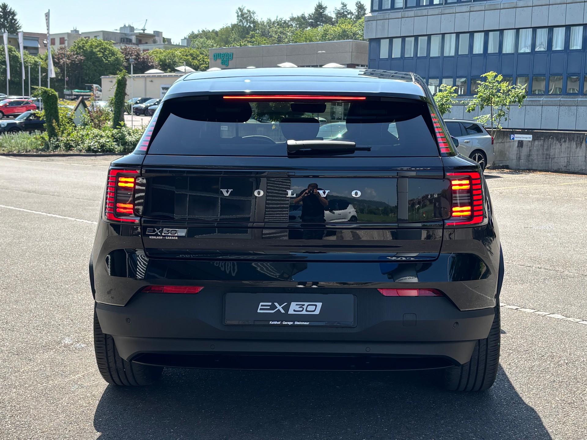 VOLVO EX30 E60 Ultra-image-8