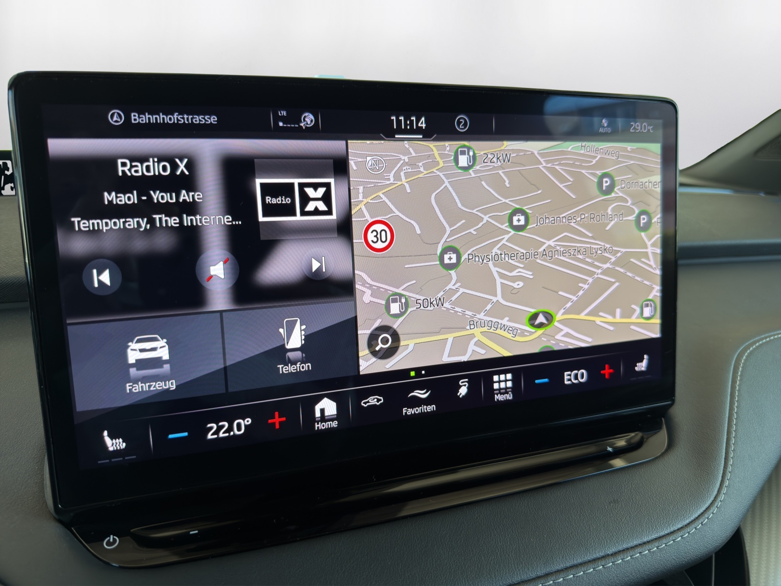 SKODA Enyaq iV 80 SportLine Ultra-image-8