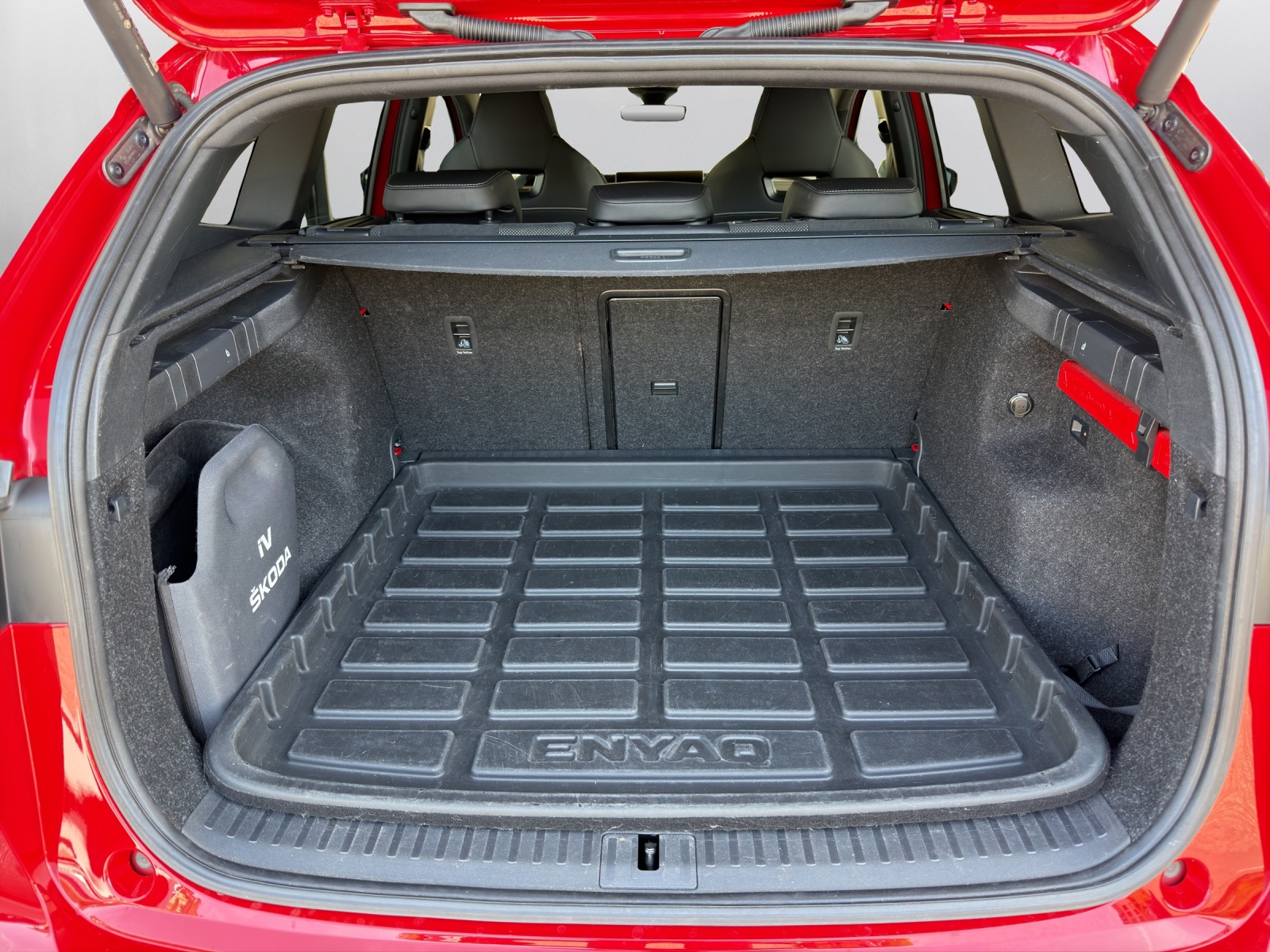 SKODA Enyaq iV 80 SportLine Ultra-image-13