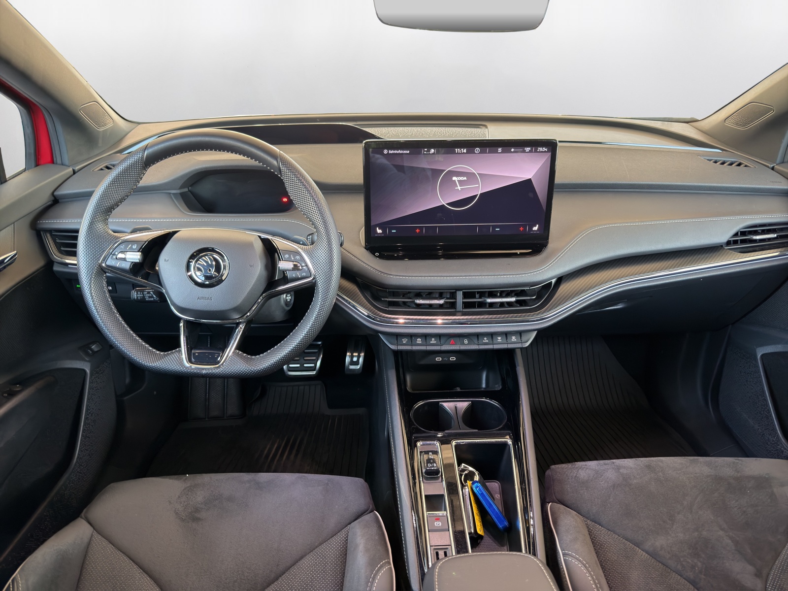 SKODA Enyaq iV 80 SportLine Ultra-image-6