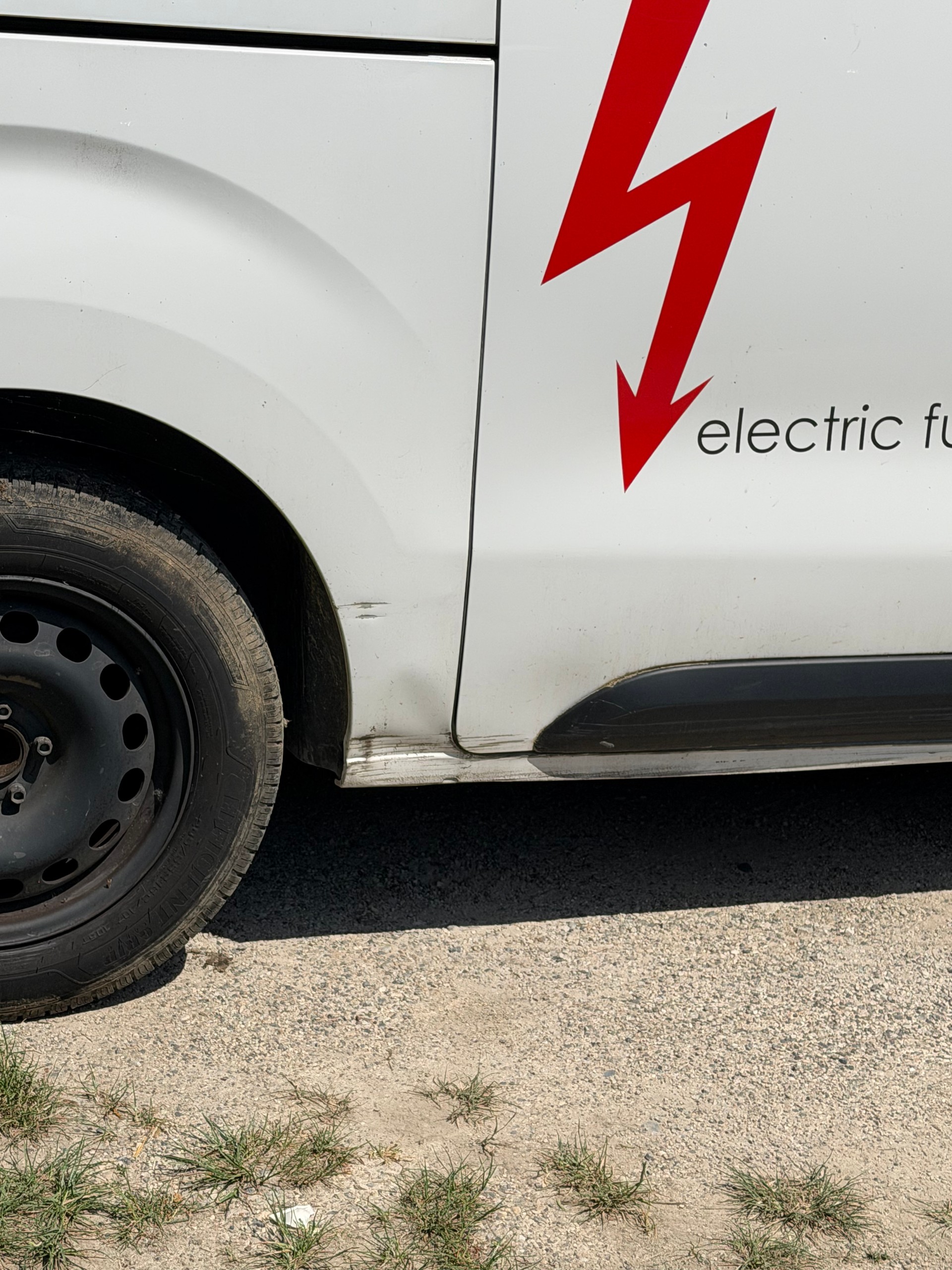 PEUGEOT Expert 75 KWh Premium Long-image-4