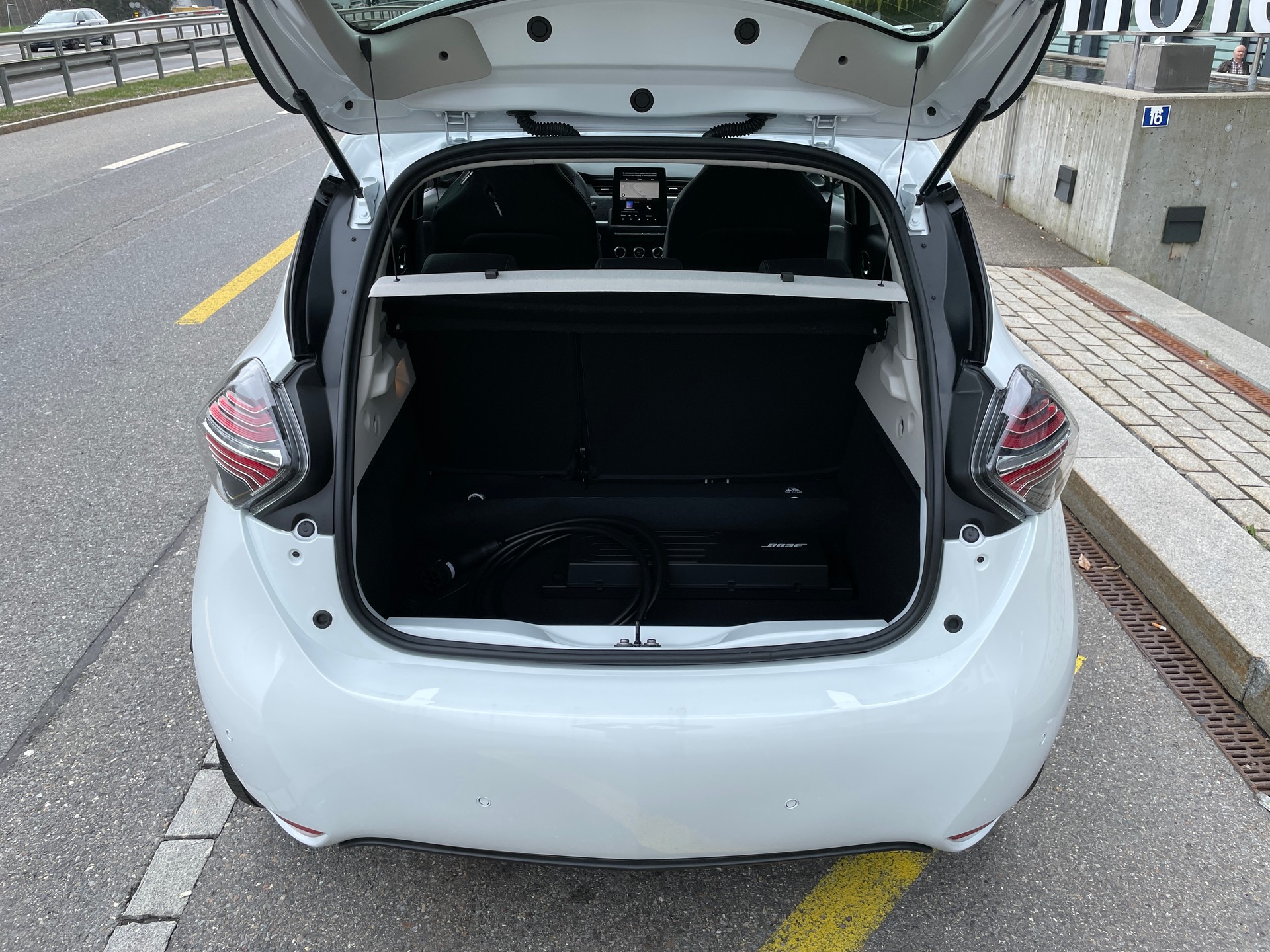 RENAULT Zoe R135 (incl. Batterie) Iconic-image-6