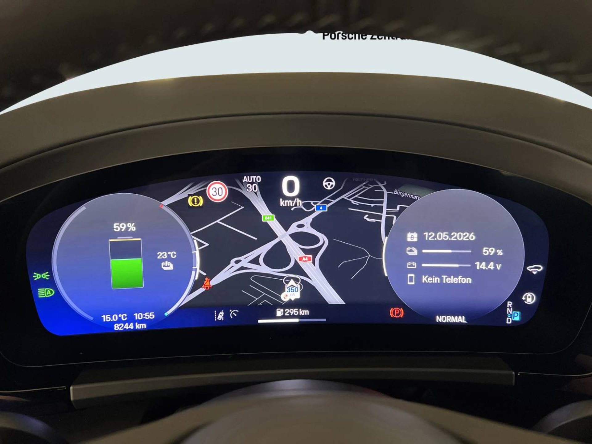 PORSCHE Macan Turbo-image-26