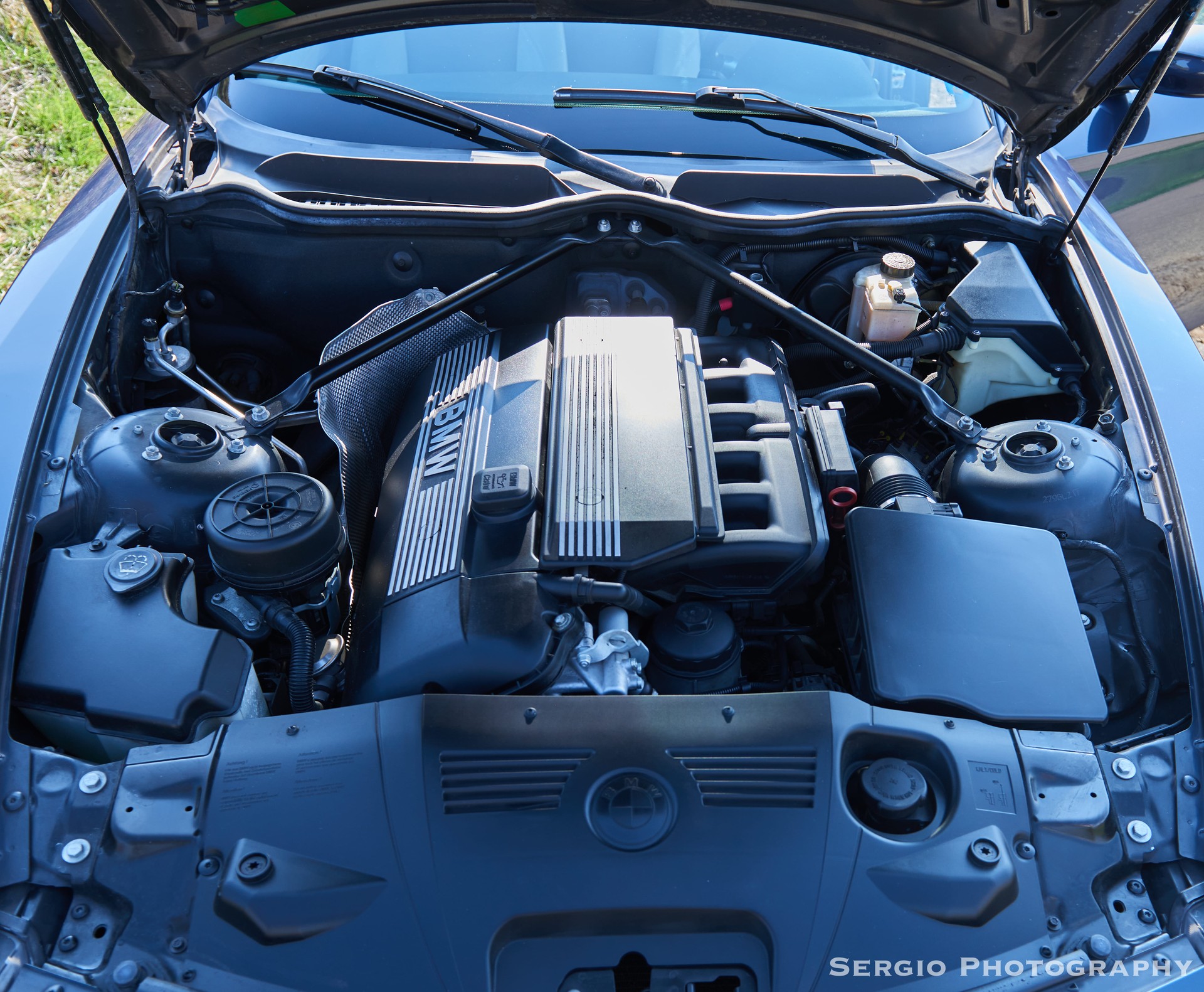BMW Z4 2.5i-image-4