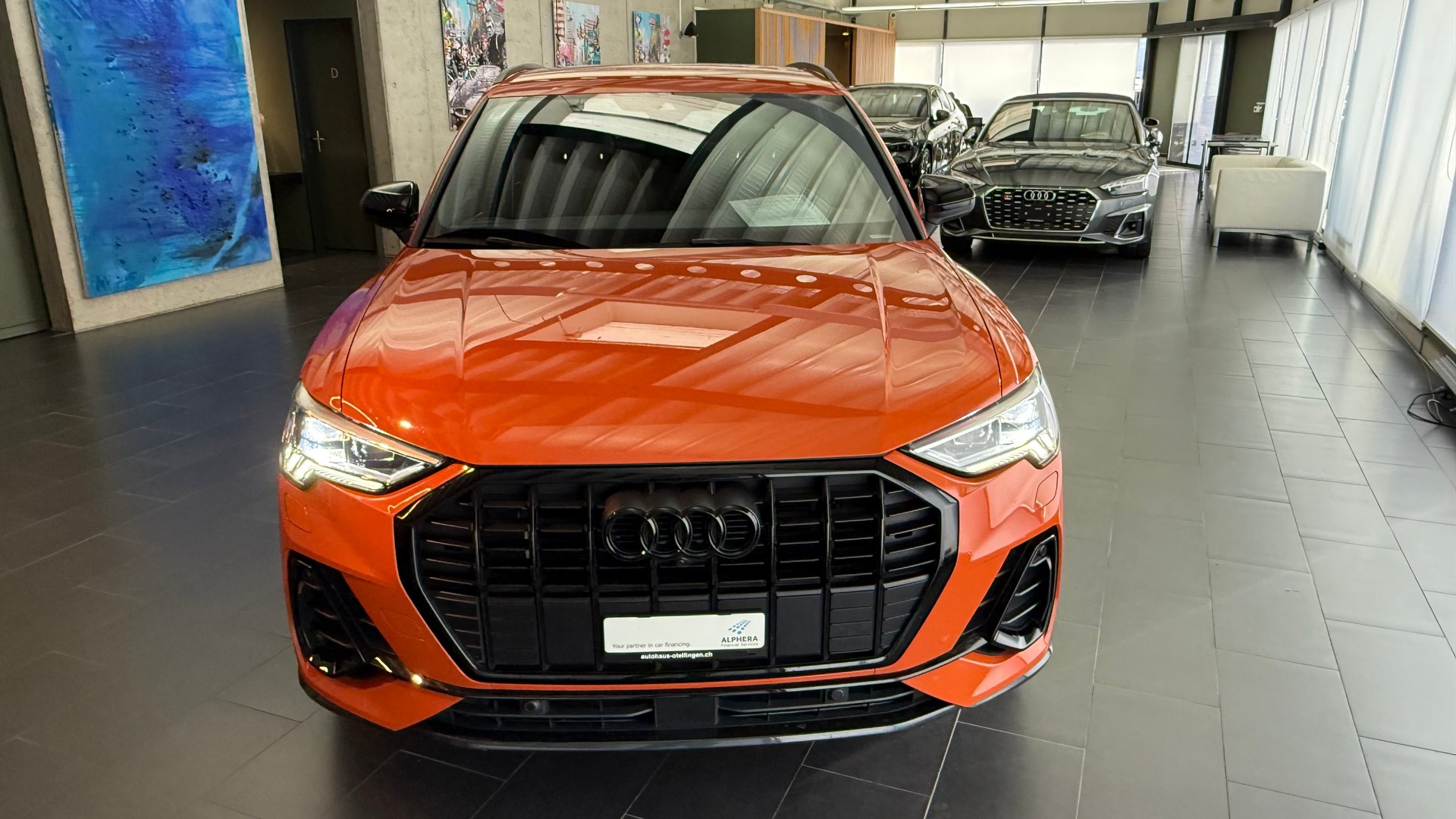 AUDI Q3 2.0 45 TFSI S line quattro S-Tronic-image-1
