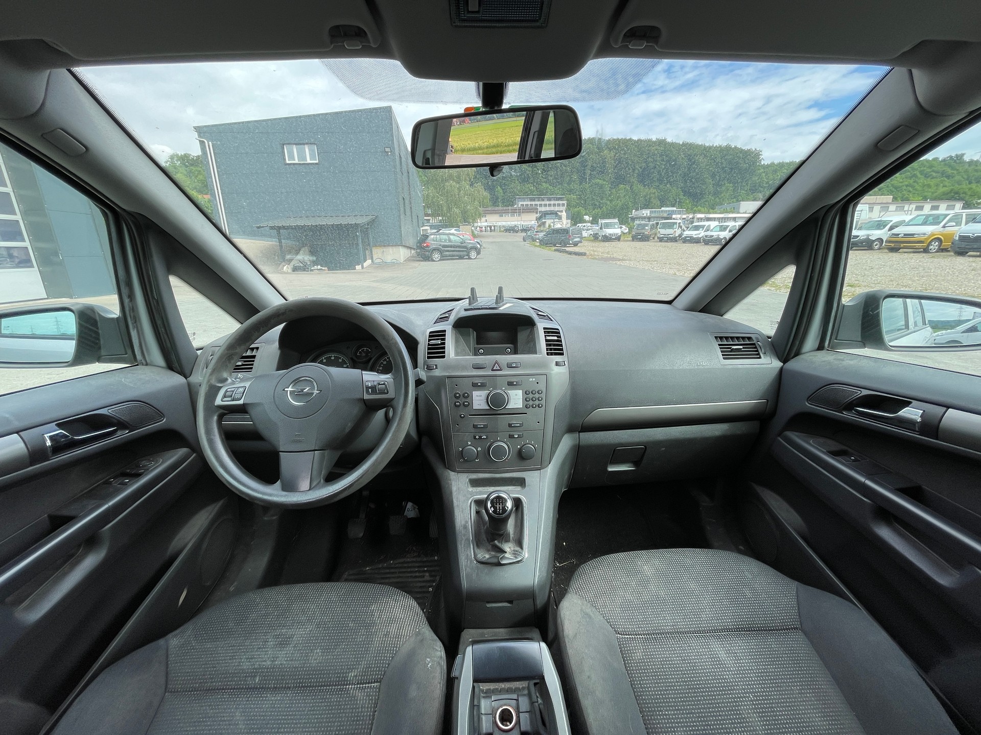 OPEL Zafira 1.8i 16V Cosmo-image-7