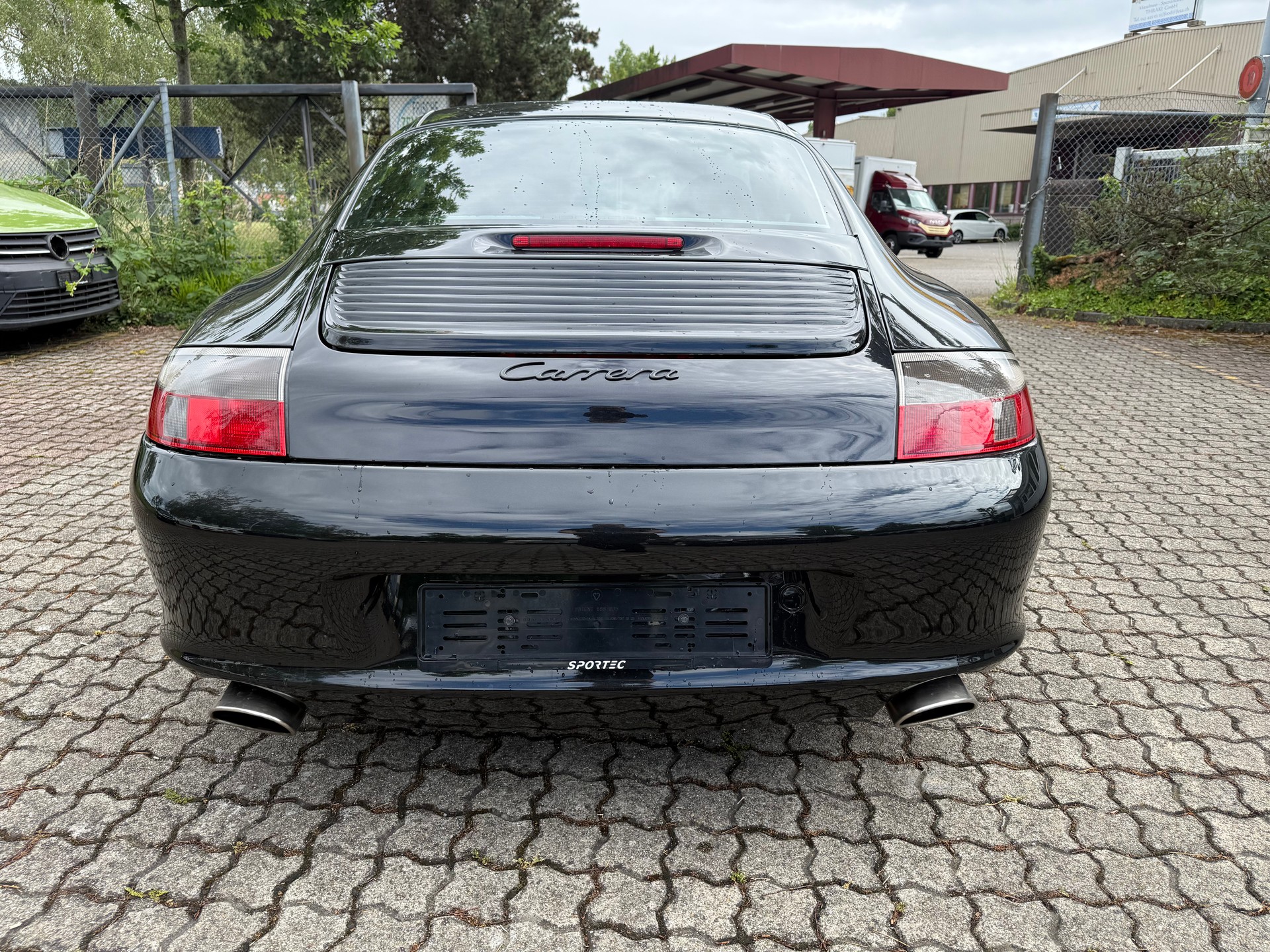 PORSCHE 911 Carrera-image-5