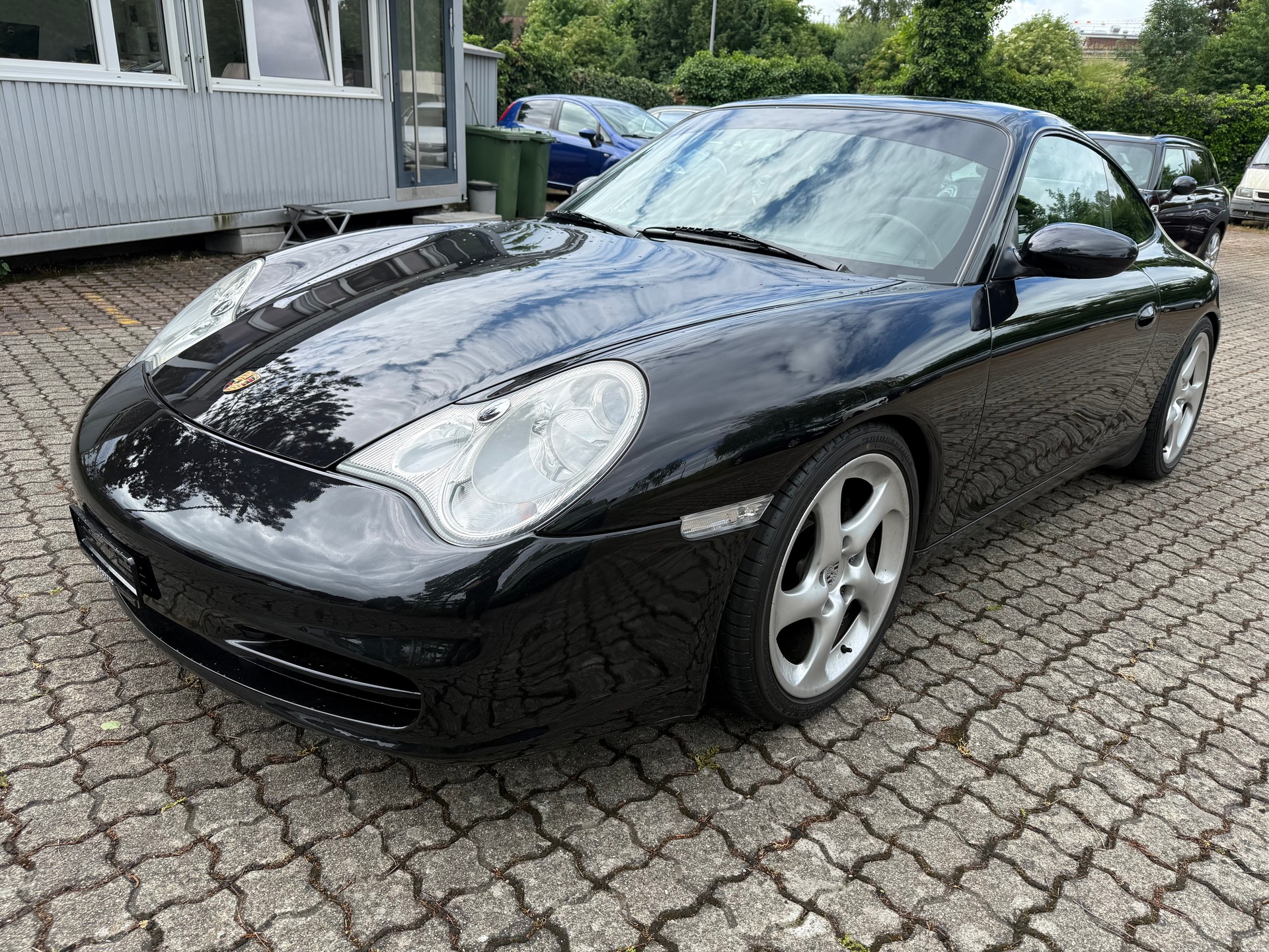 PORSCHE 911 Carrera-image-0