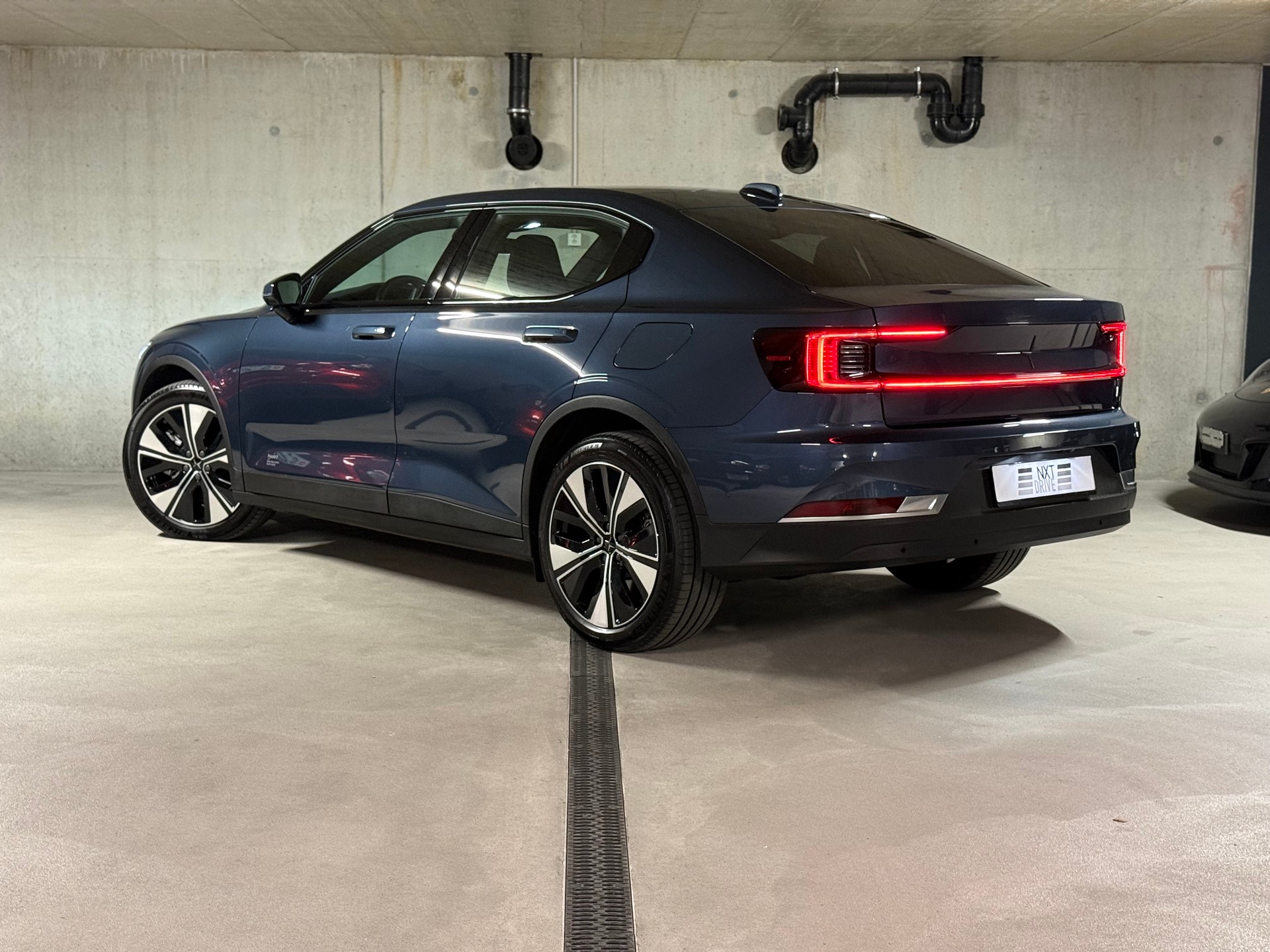 POLESTAR Polestar 2 Long Range Dual 78 kWh MY23-image-4