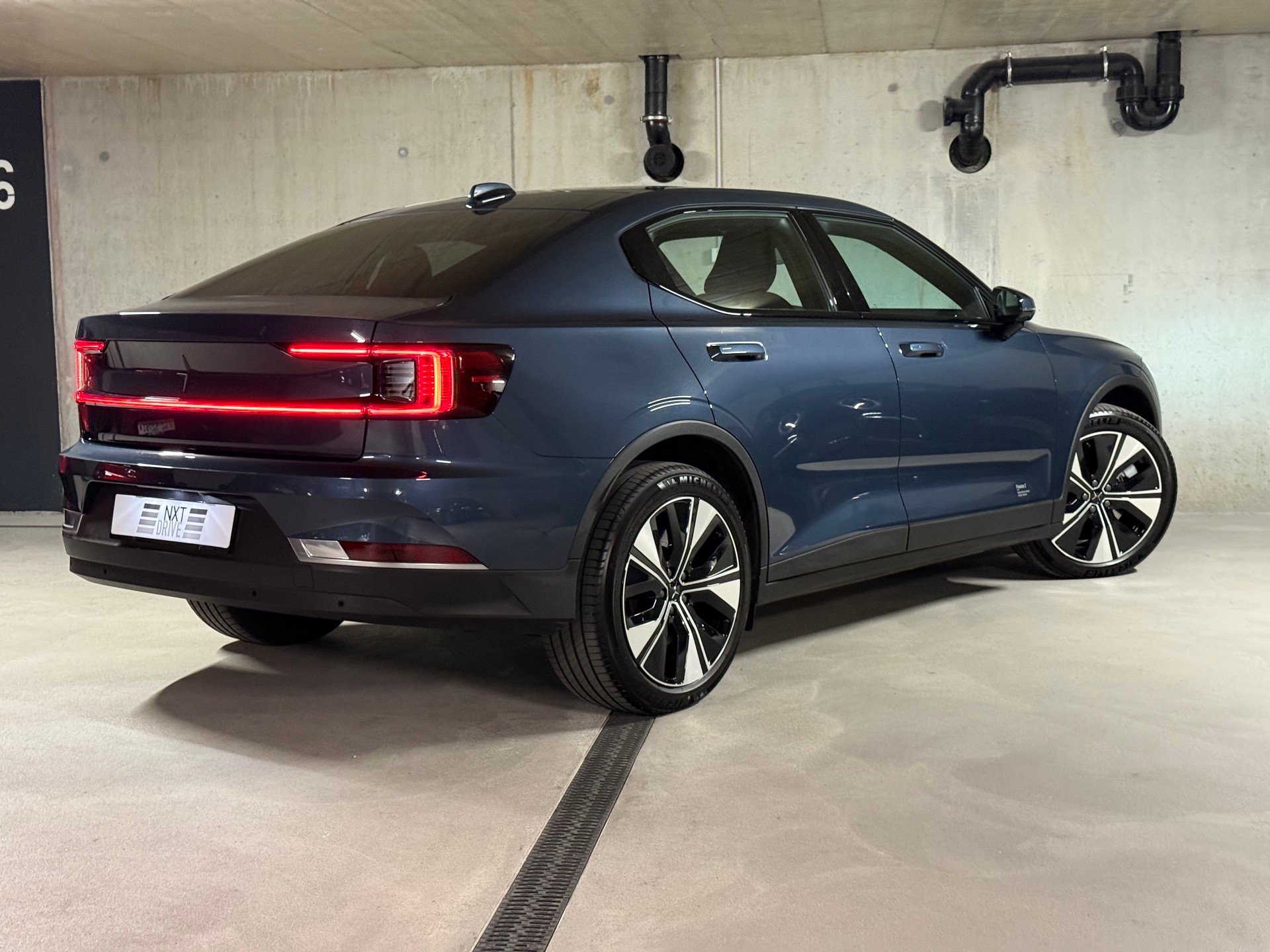 POLESTAR Polestar 2 Long Range Dual 78 kWh MY23-image-6