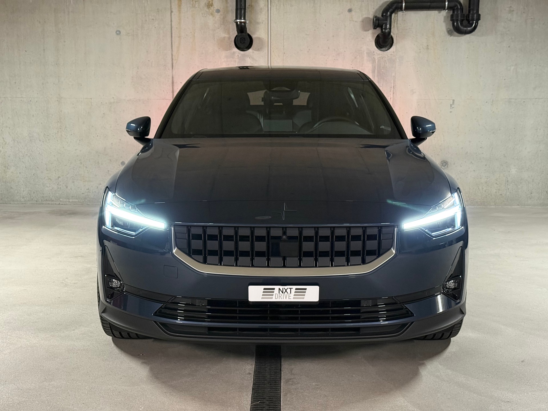 POLESTAR Polestar 2 Long Range Dual 78 kWh MY23-image-1