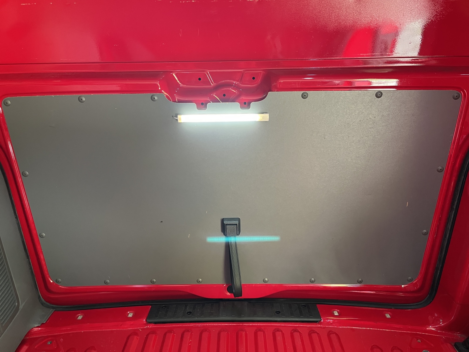 VW T6.1 2.0 TDI 4Motion DSG-image-14