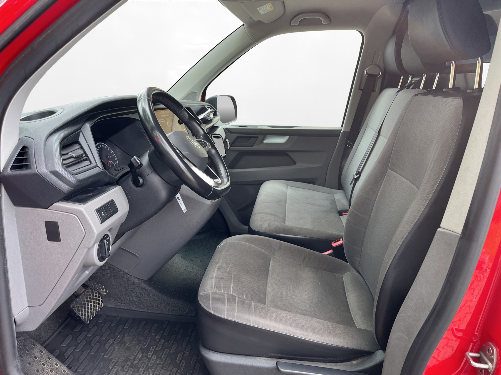 VW T6.1 2.0 TDI 4Motion DSG-image-8